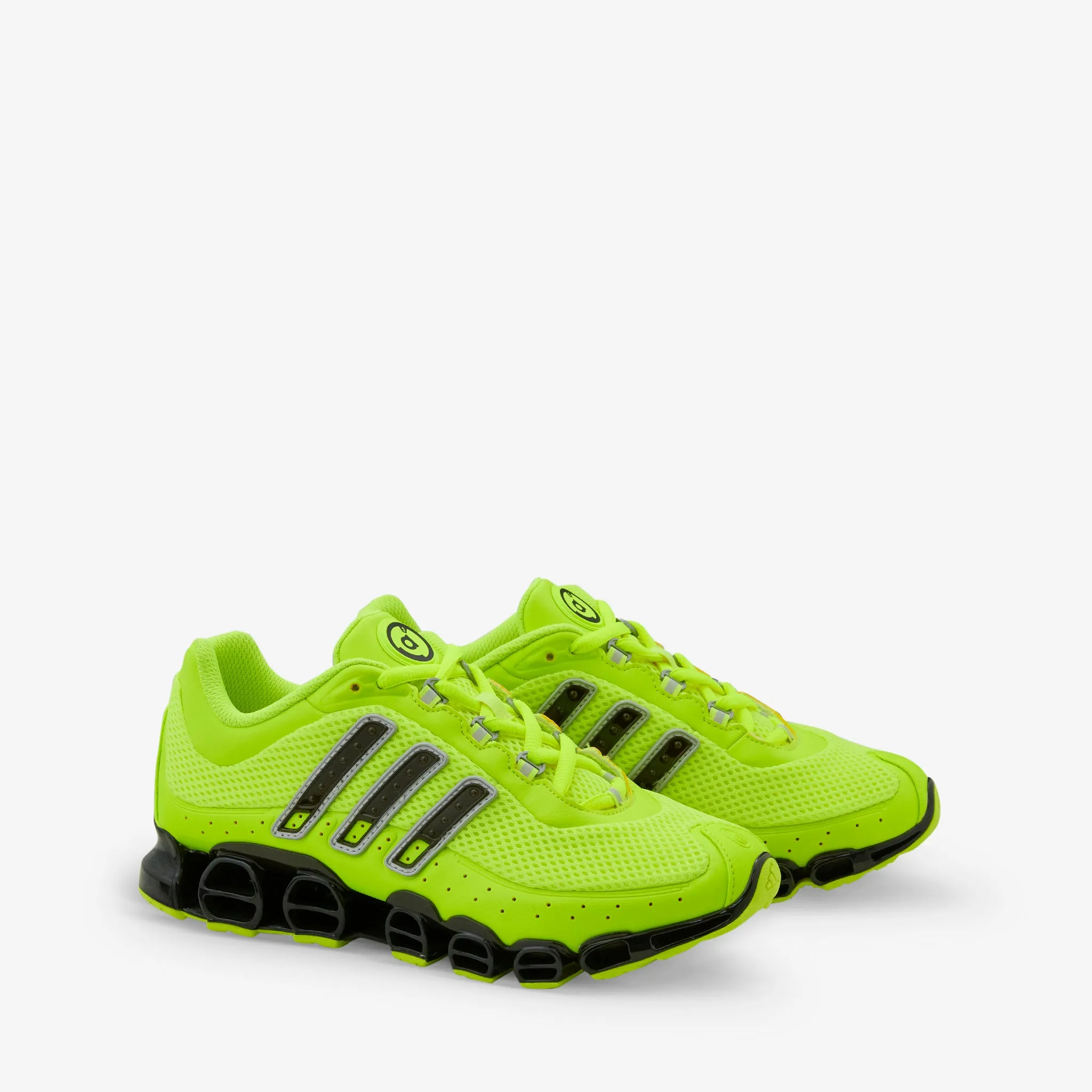 Megaride Solar Yellow | Core Black | Matte Silver Stay Chill