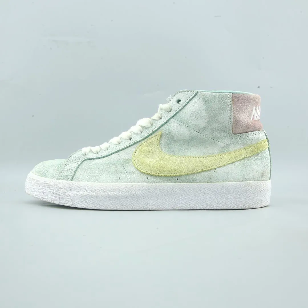 Effortless Glide Anti Slip Groove Pattern NIKE SB BLAZER MID