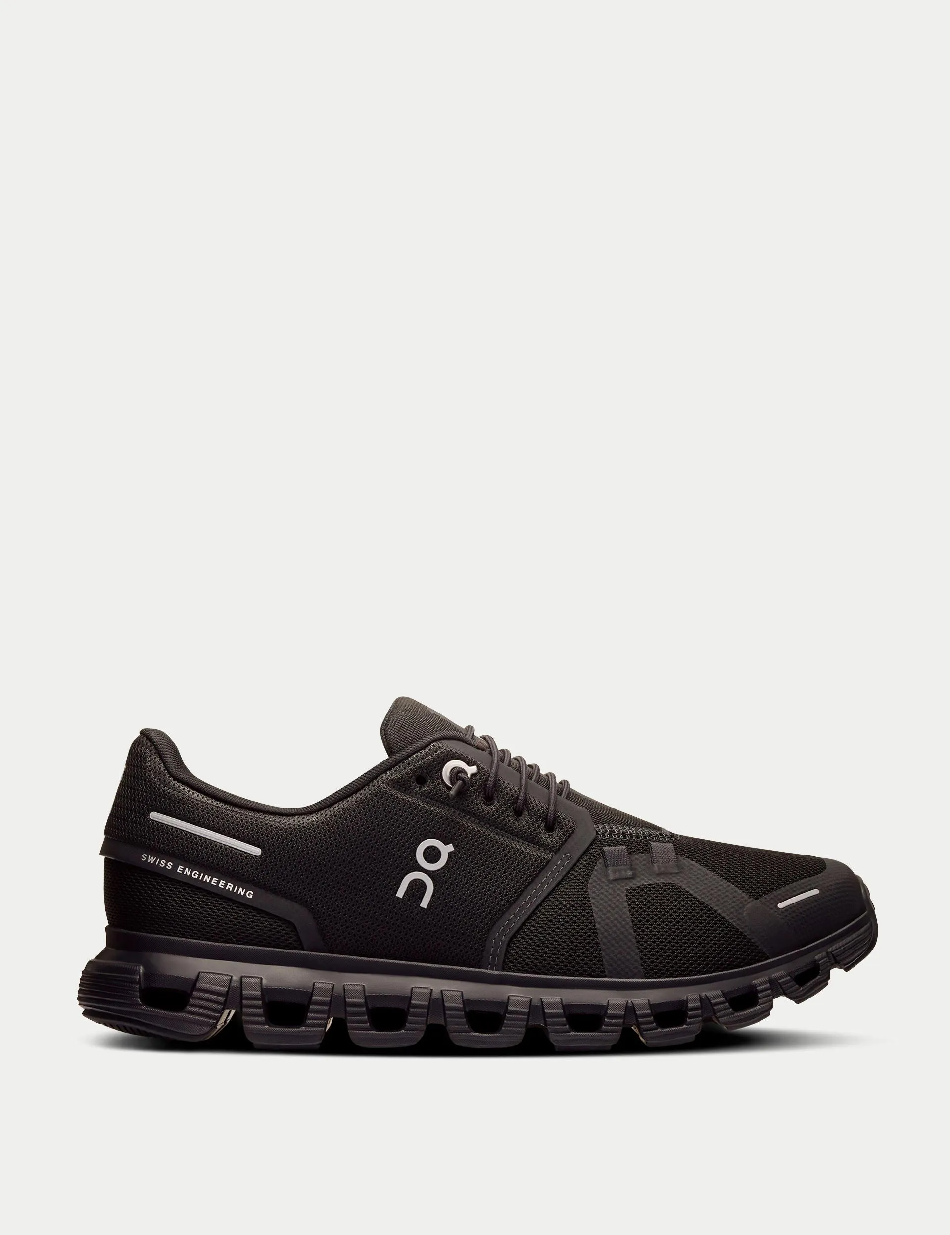 Cloud 6 - Black Walkable Fit