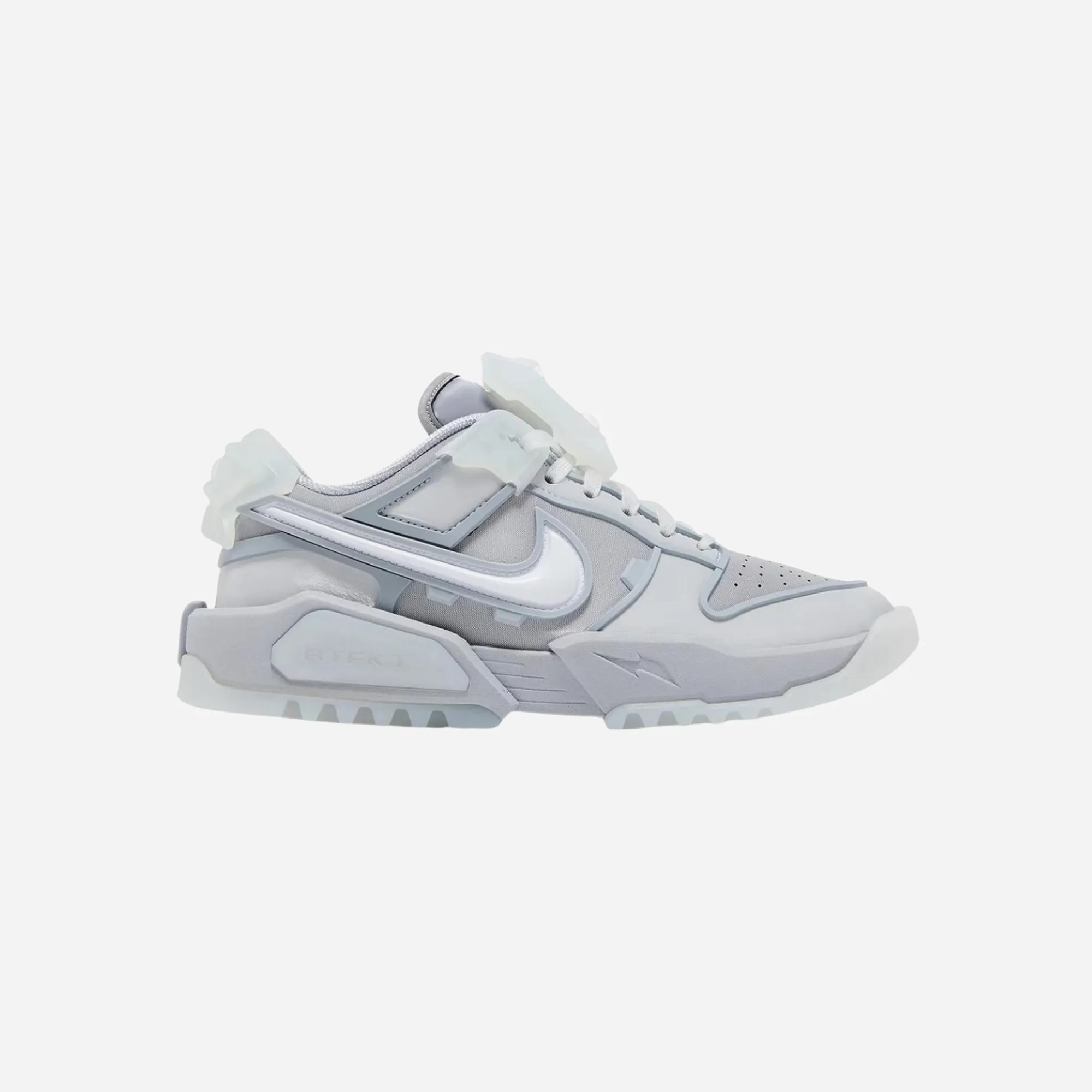 PUMidsole cushioning system Nike Dunk Genesis Low RTFKT Ghost (Edition of 8461)