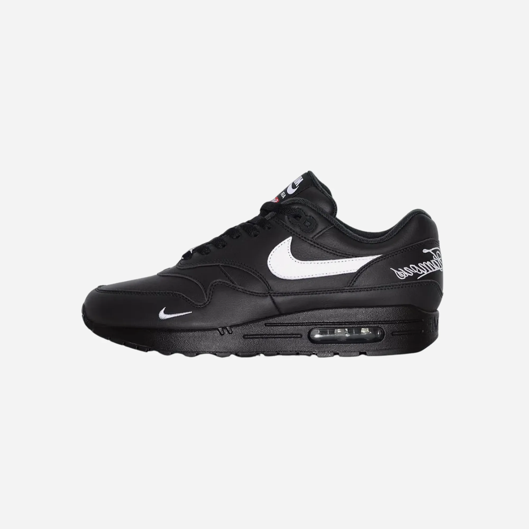 High Traction Modern Outfit Supreme x Nike Air Max 1 "Black"
