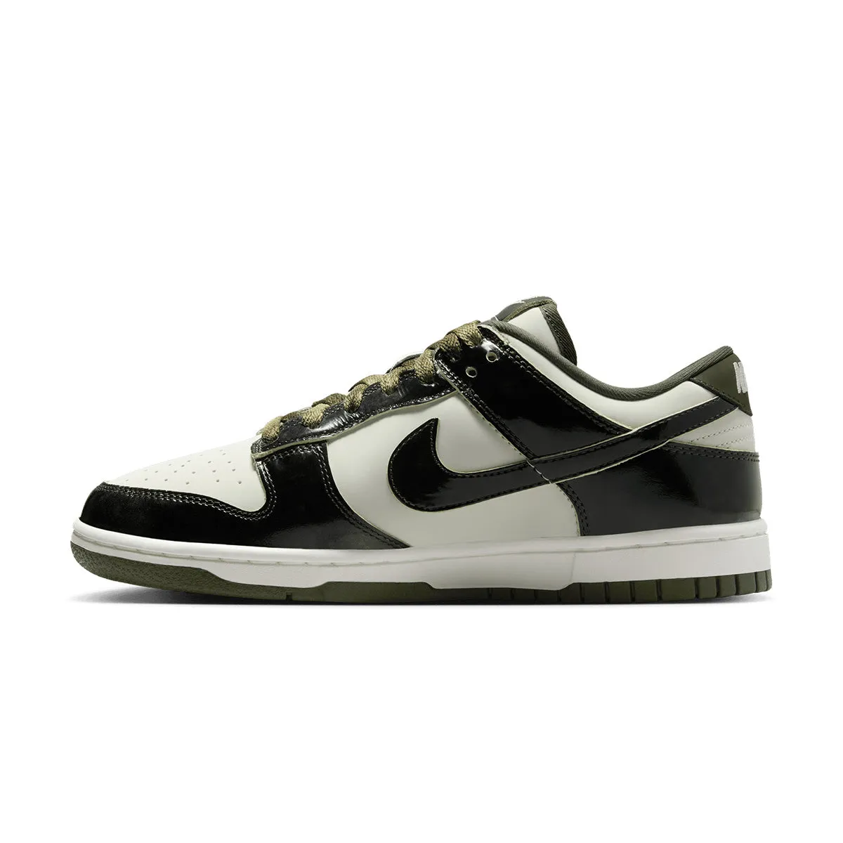 Matte Edge Step Tall Wmns Dunk Low 'Panda Olive'