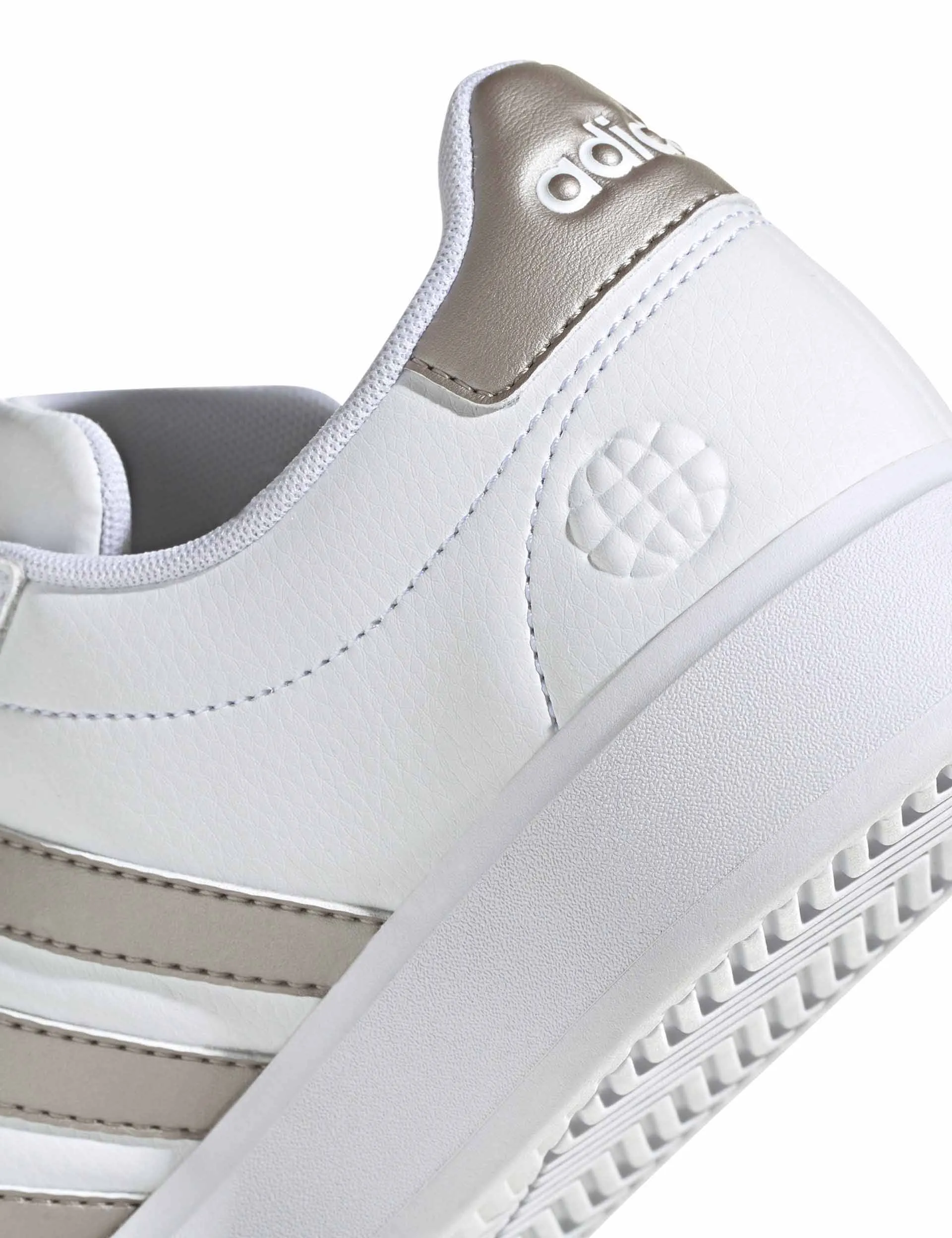 Grand Court 2.0 Shoes - Cloud White/Platinum Metallic Storm Walk Stylish Comfort