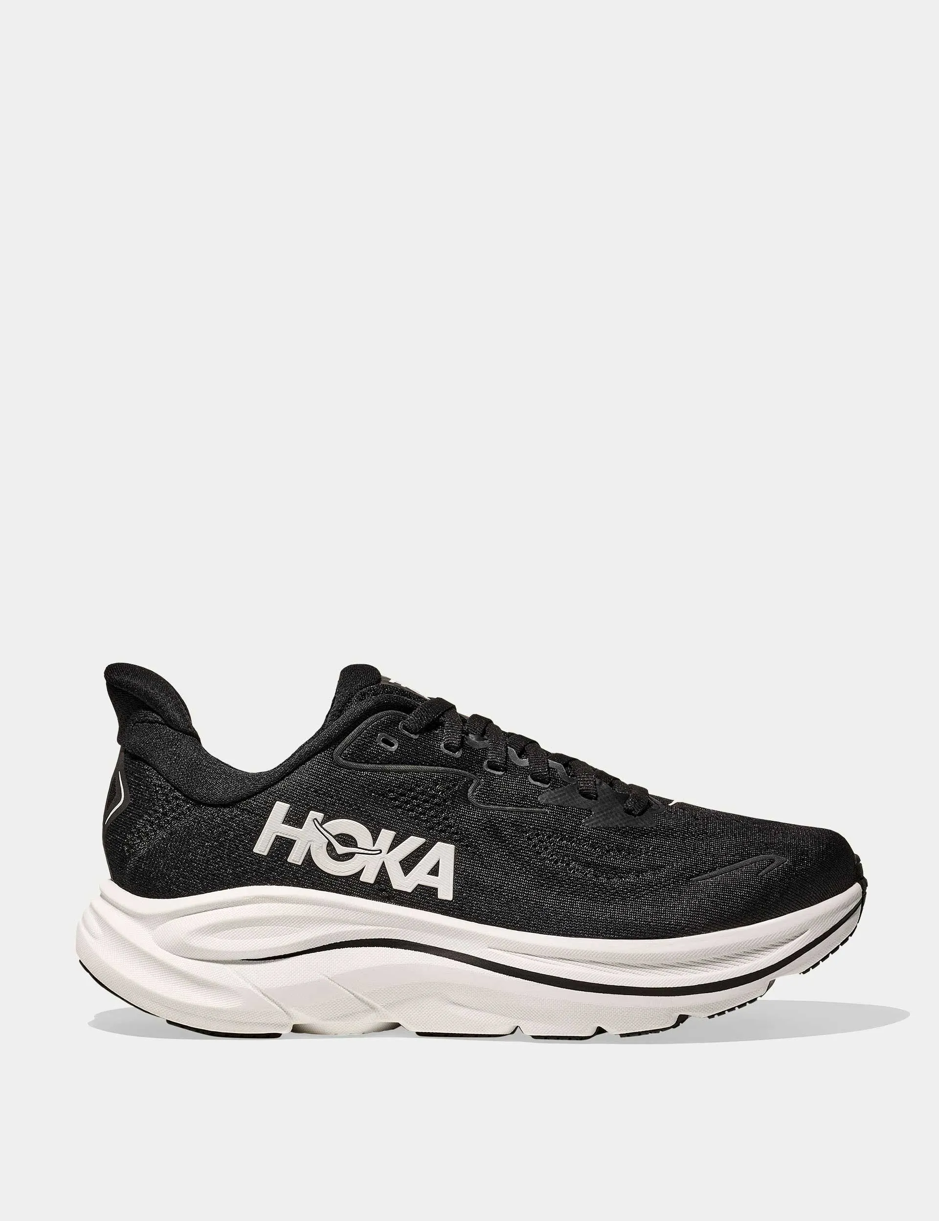 Clifton 10 - Black/White Everyday Shoes