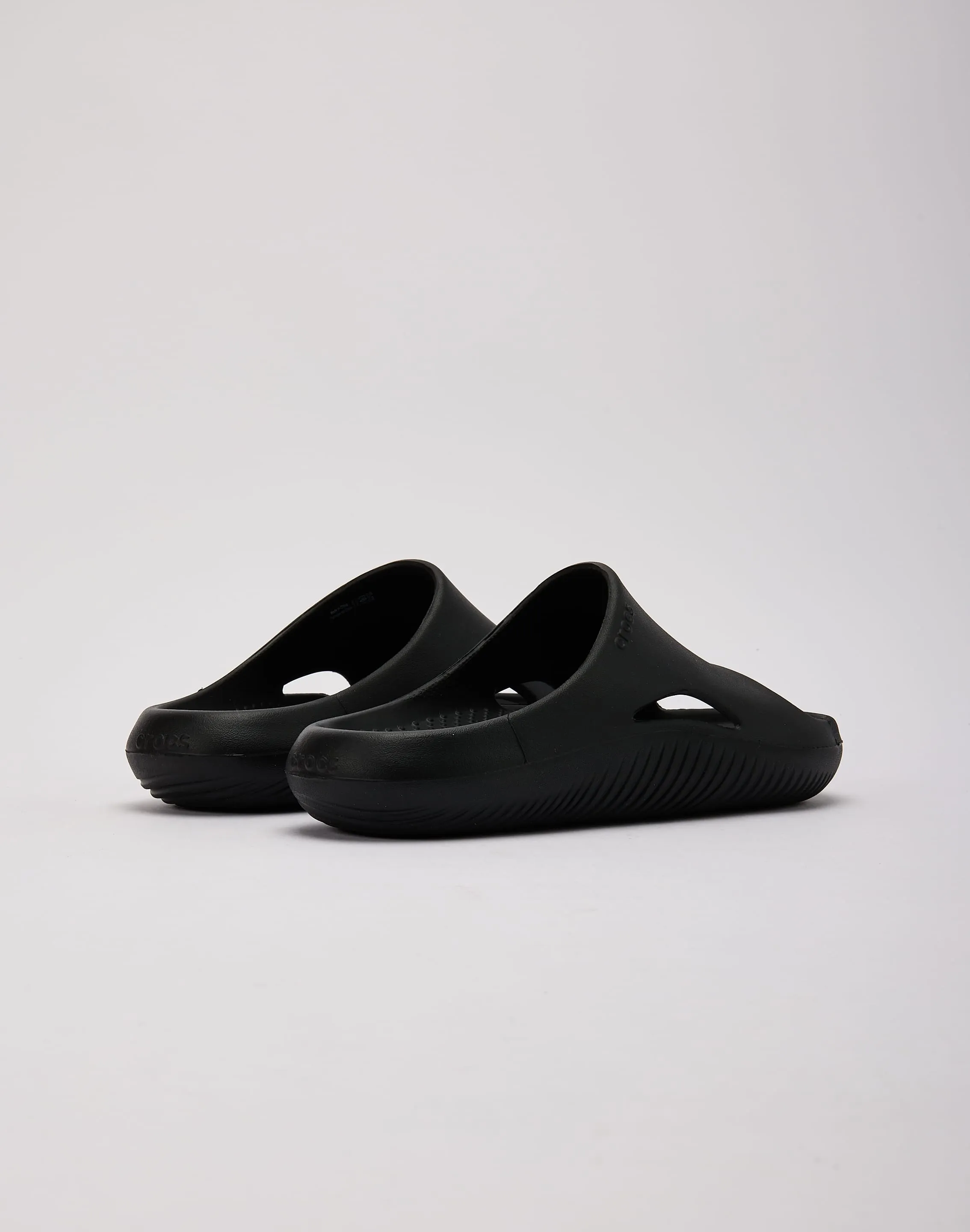 Versatile use Crocs Mellow Recovery Slide