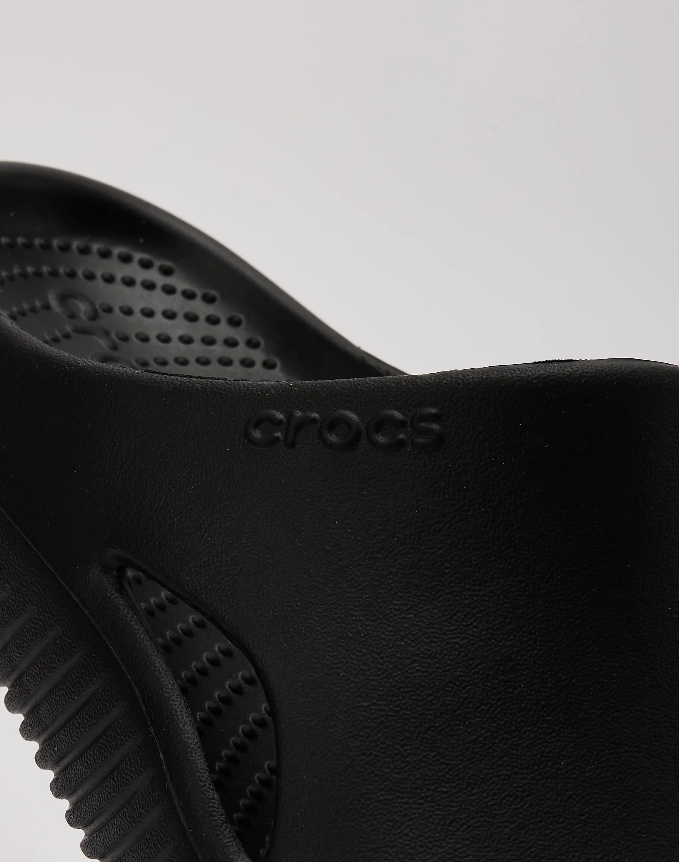 Narrow Fit Crocs Mellow Recovery Slide