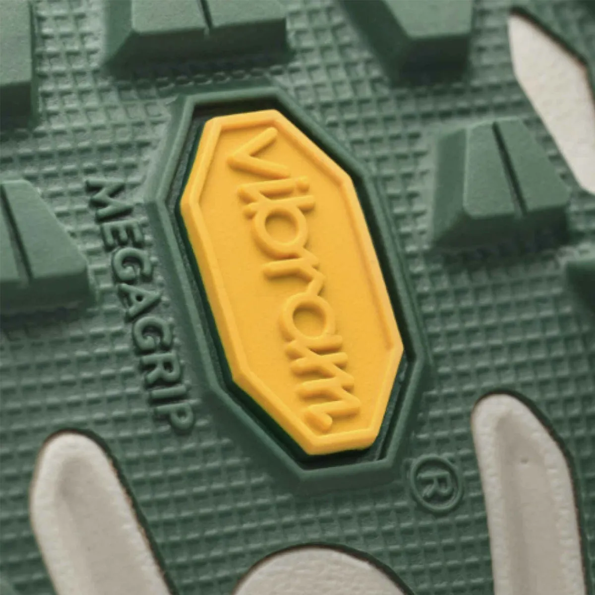   MAAP Tecton X2 'Pumice Stone Limeade' Wind Block