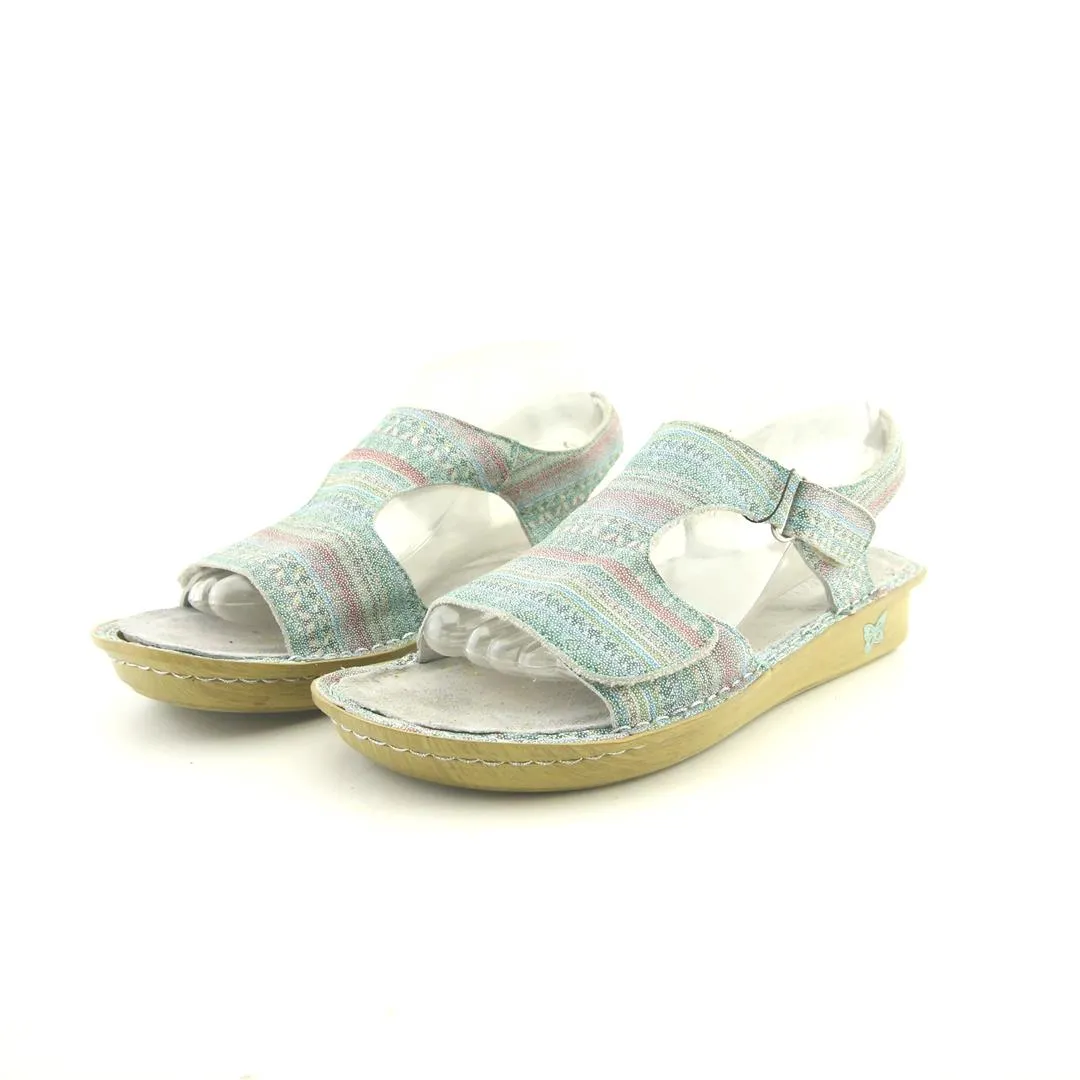 Mesh Detail Waterproof Option ALEGRIA VIK-168