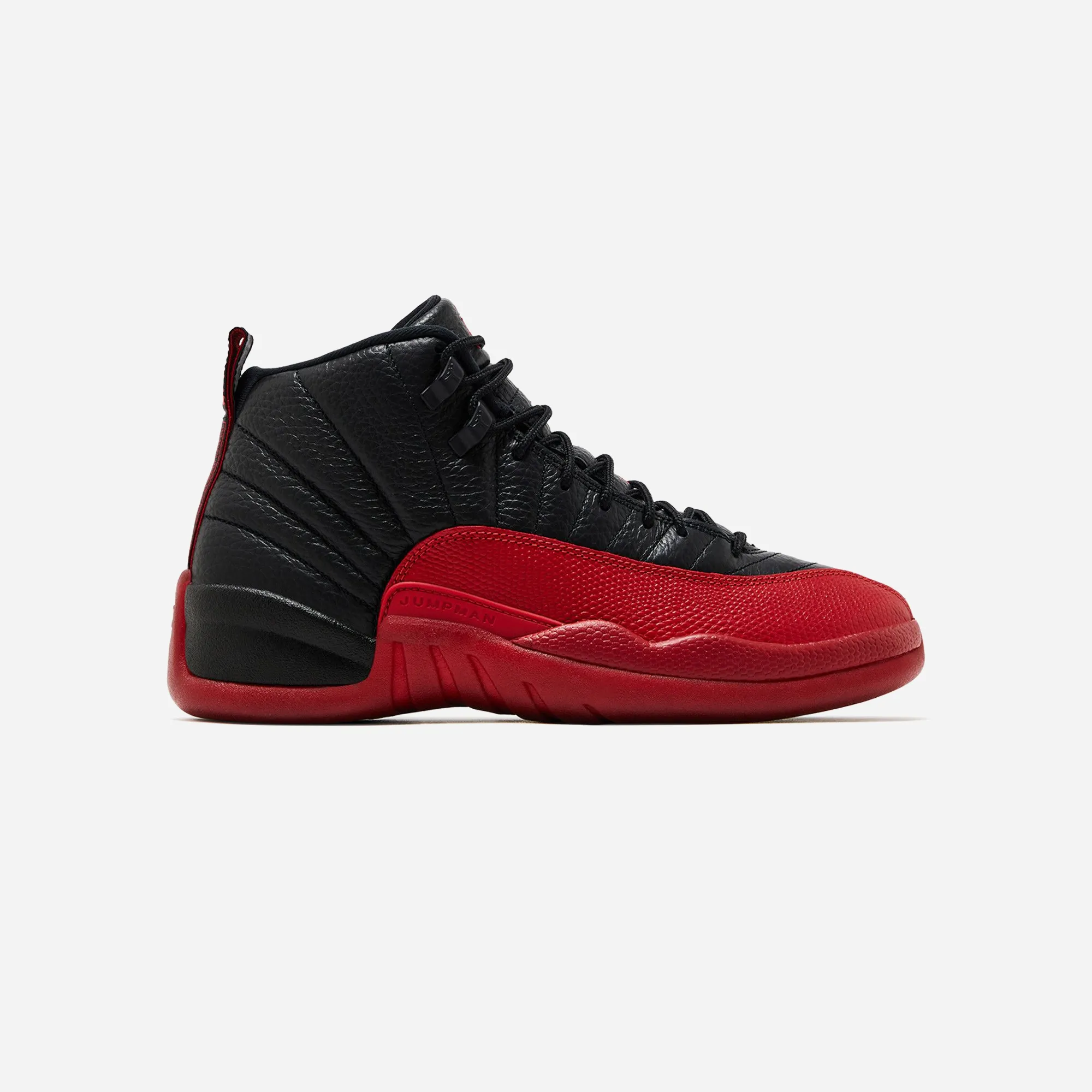 Reinforced Heel Guard Hydrophobic Upper Material Nike Jordan 12 Retro Flu Game (2025)