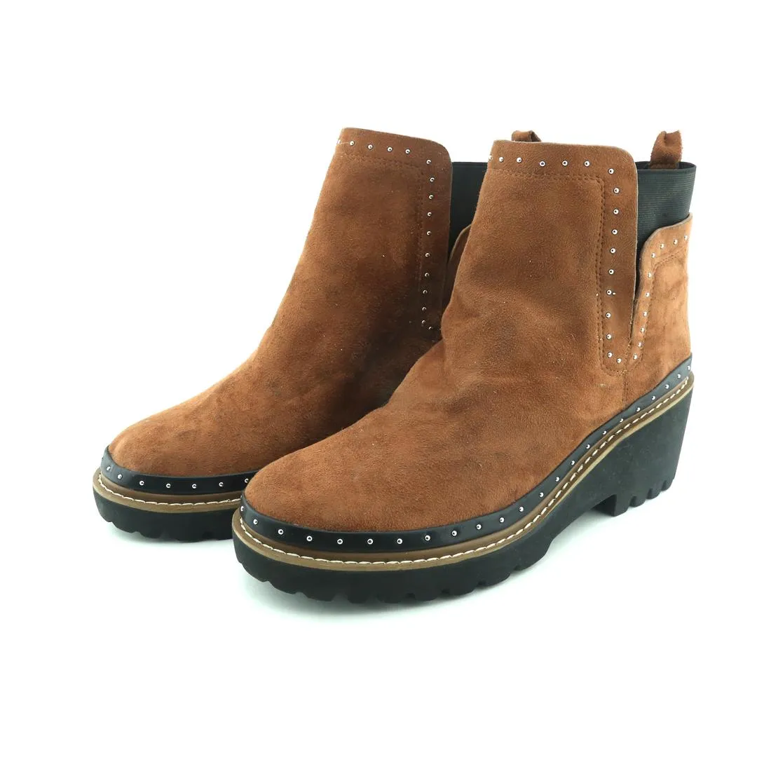 AMERICAN BRAND . Sleek Form Fashionable Fit