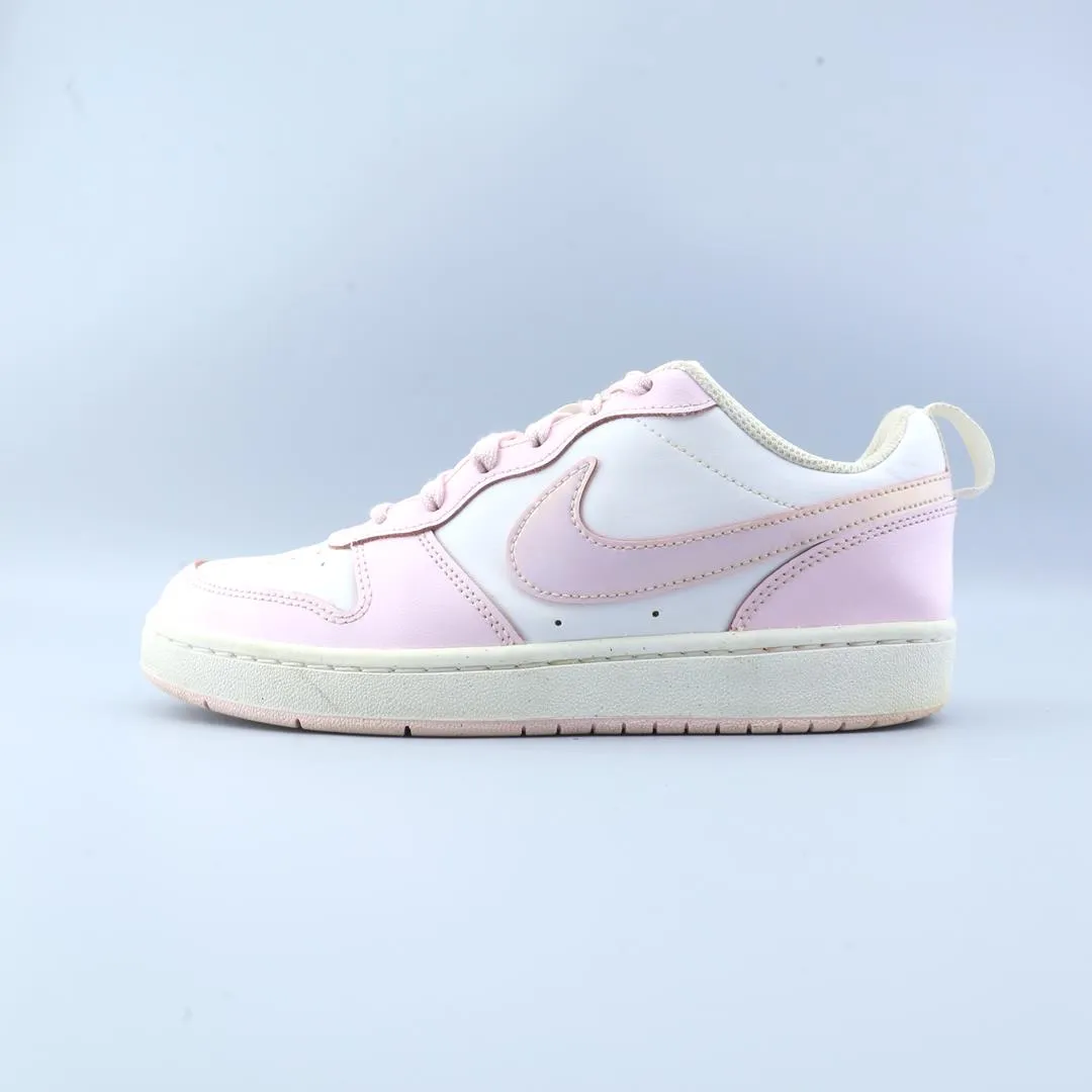 slim cut Bend Step NIKE COURT BROUGH LOW 2