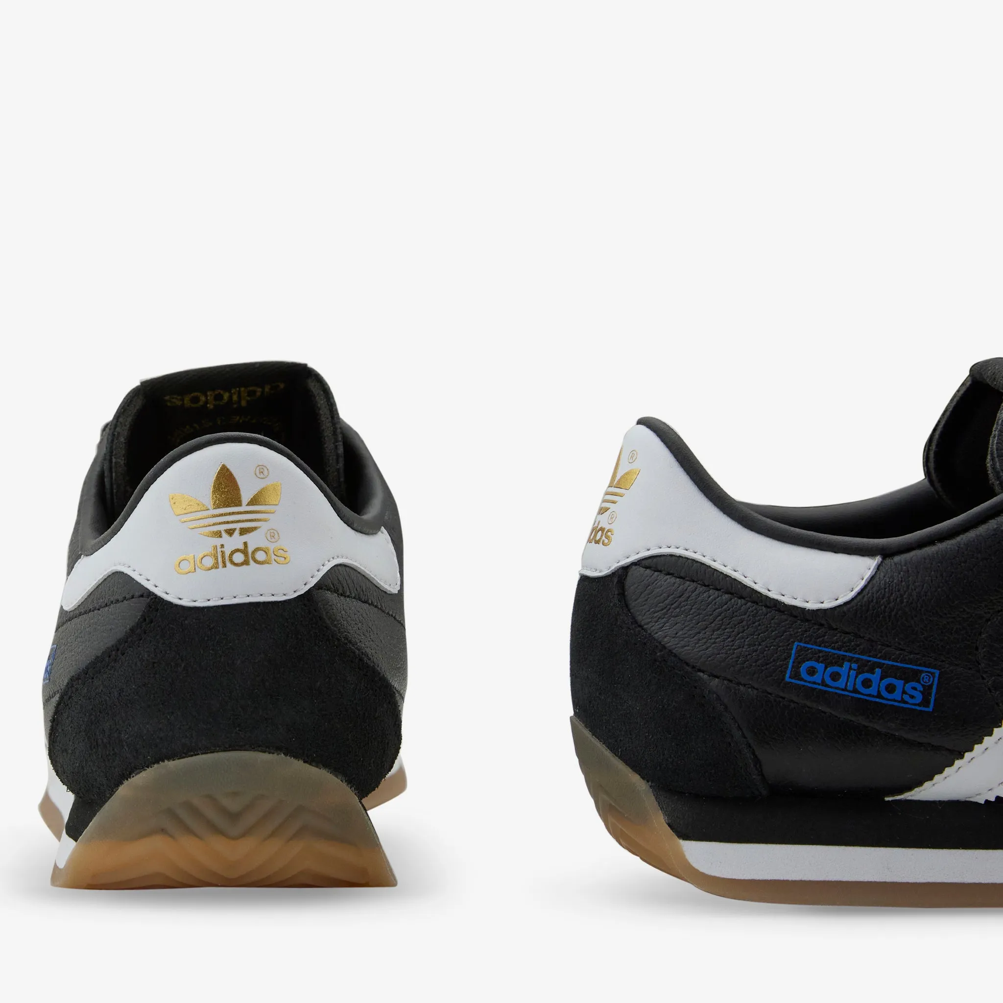 Country Japan Core Black | Cloud White | Blue Calm Walk