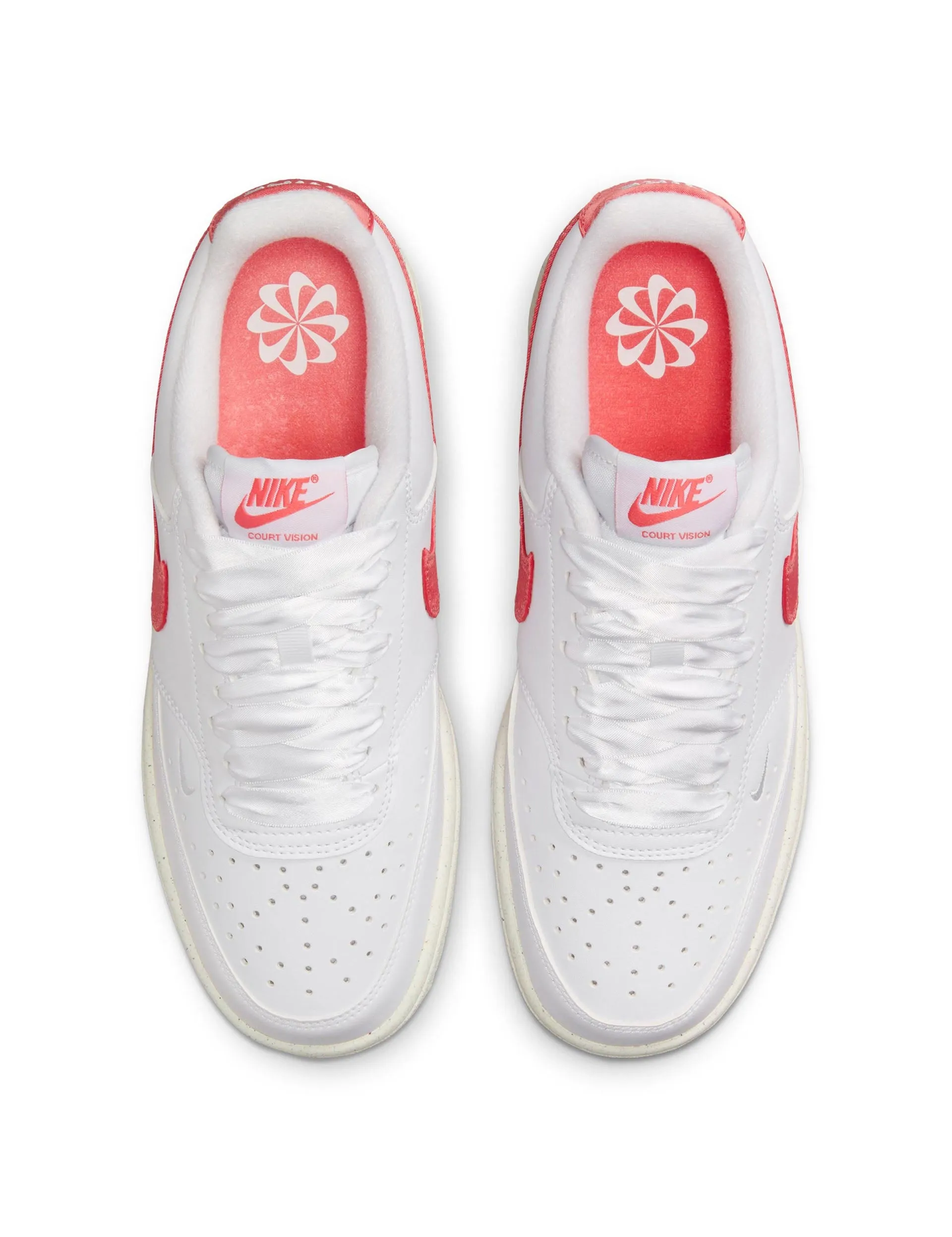 Effortless Wear Court Vision Low Next Nature Shoes - White/Magic Ember/Sail