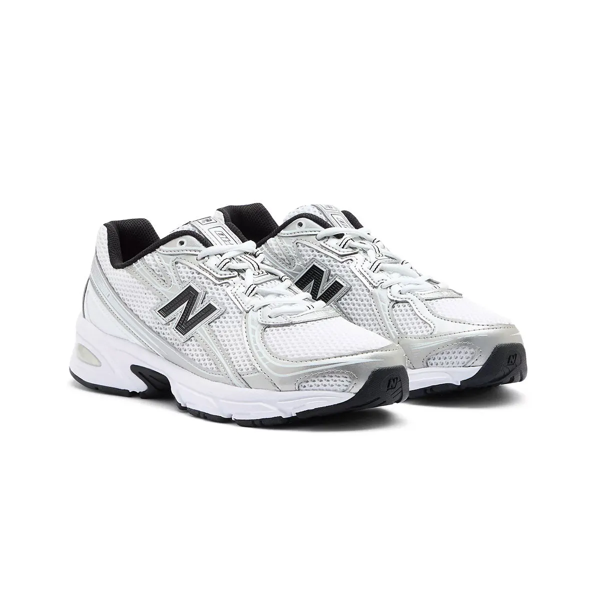 740 'White Silver Metallic' Comfort Walk Airy Design