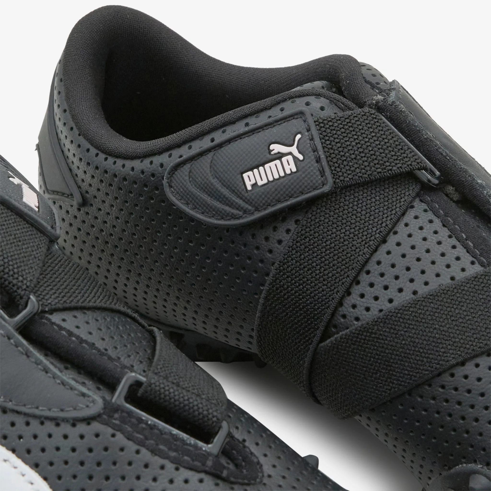 Slip Choice Ultimate Ease Mostro Perf PUMA Black | PUMA White