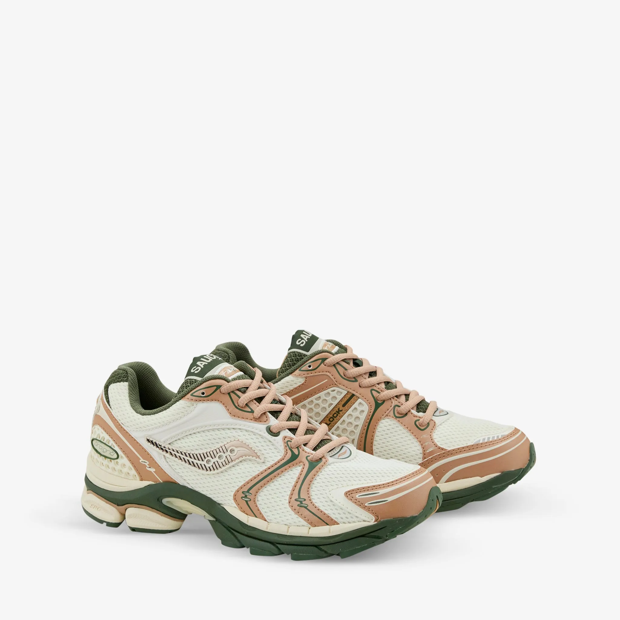 Progrid Triumph 4 Cream | Doe Beach Walks
