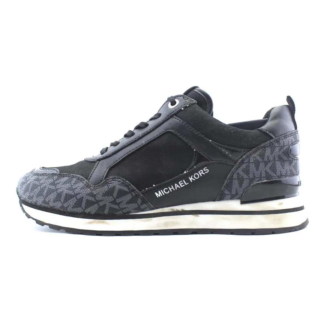 Comfortable Performance MICHAEL KORS WILMA LOGO TRAINER