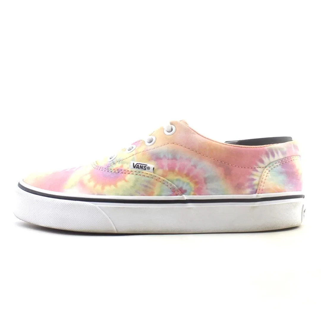 VANS AUTHENTIC Street Outfit Model Day