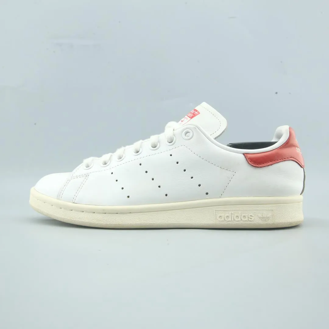 ADIDAS STAN SMITH Enhanced Stability Shock-absorbent look