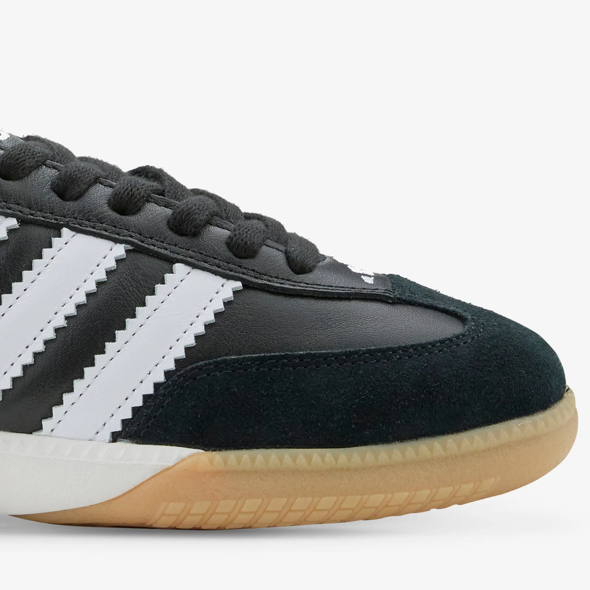 Soft Pace boots Samba MN Core Black | White | Gum