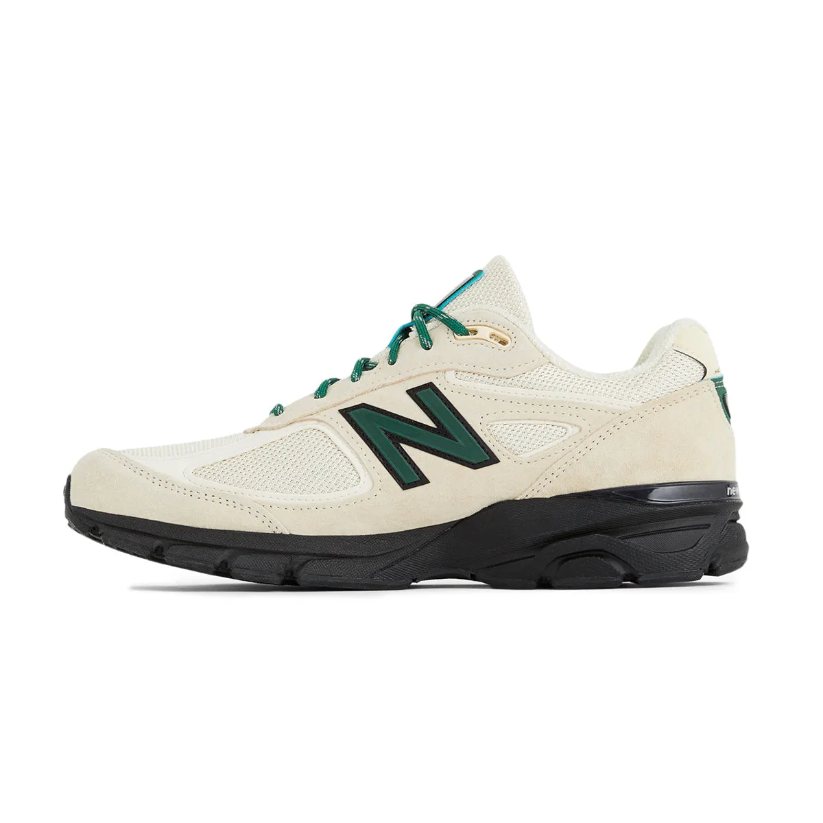 in USA 990v4 'Macadamia Nut' Royal Mood