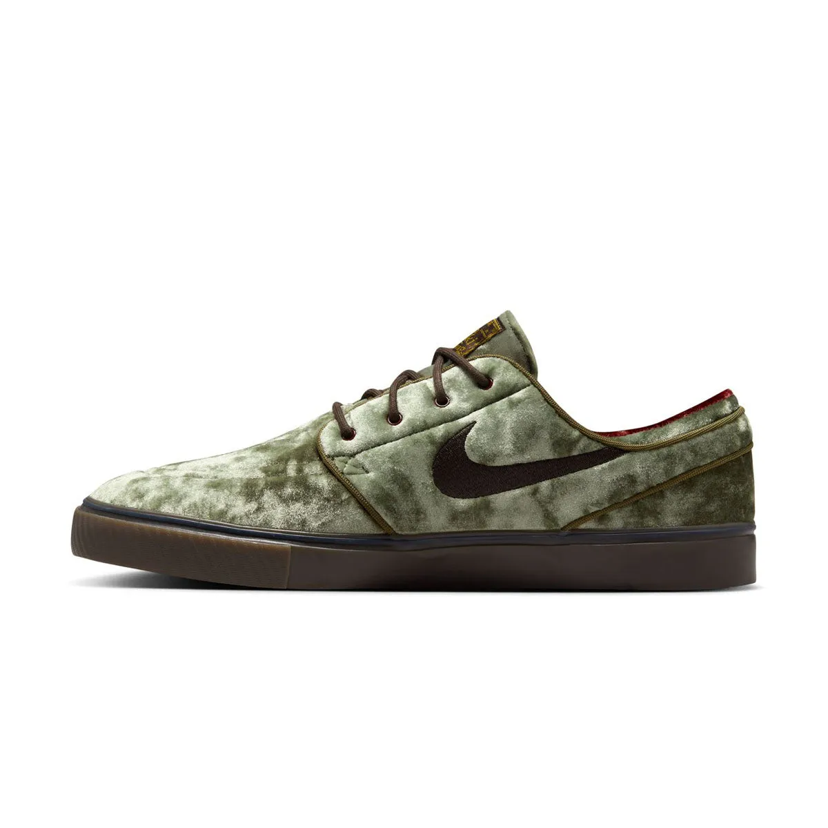 Seamless Fit Outdoor Explorers Dance Floor SB Zoom Janoski OG 'City Of Cinema'