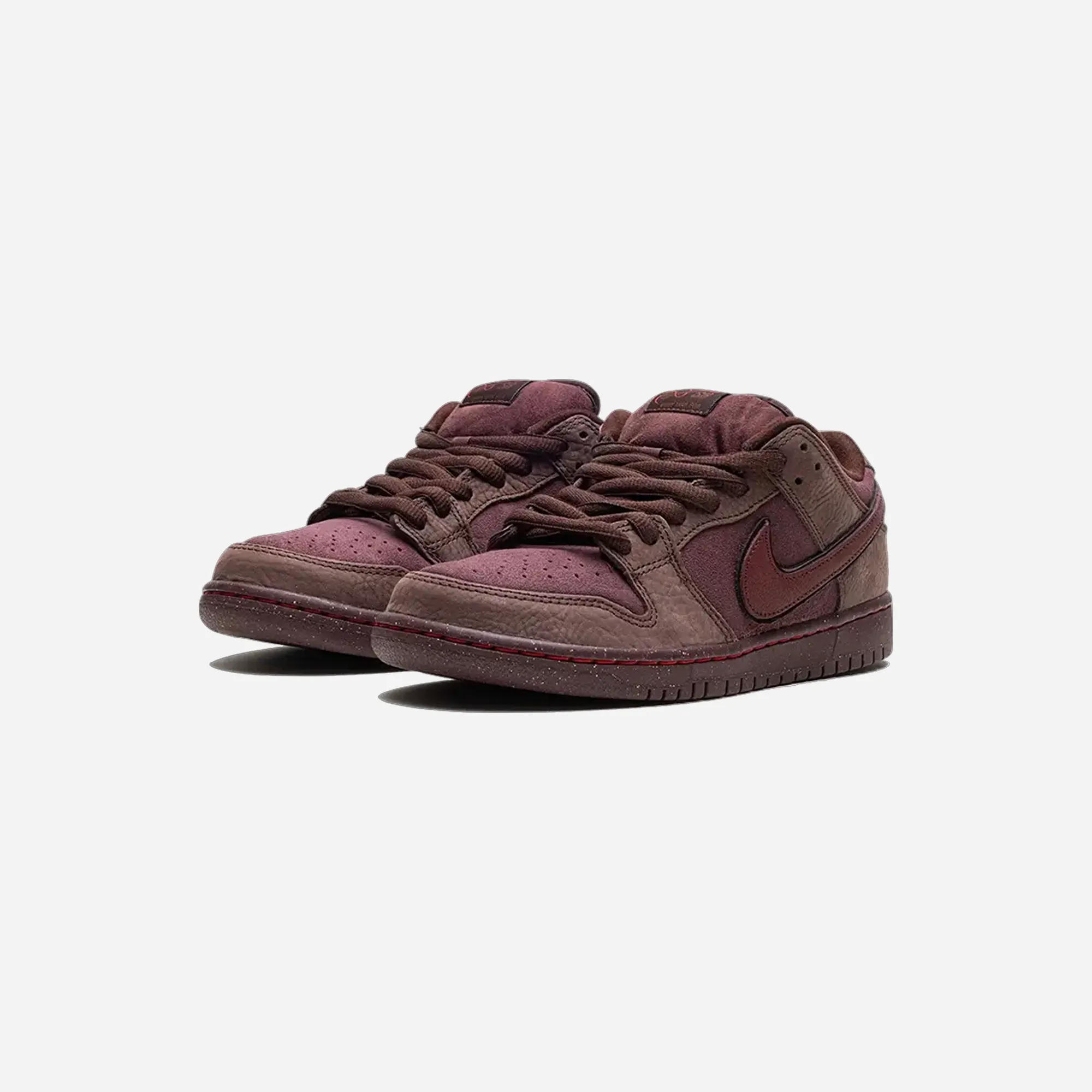 Nike SB Dunk Low City of Love Burgundy Crush Soft foam Comfort Rating