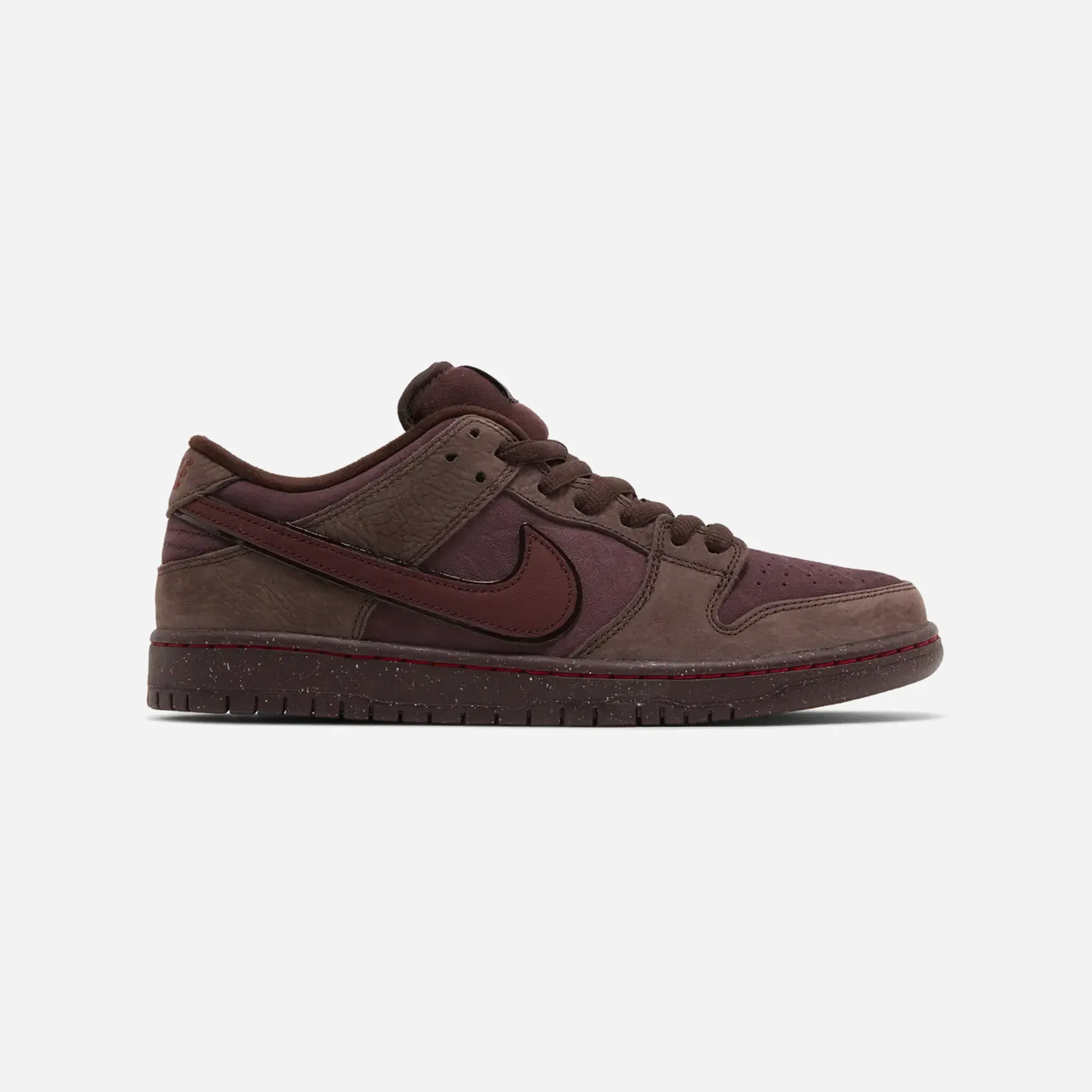 Nike SB Dunk Low City of Love Burgundy Crush Easy Style