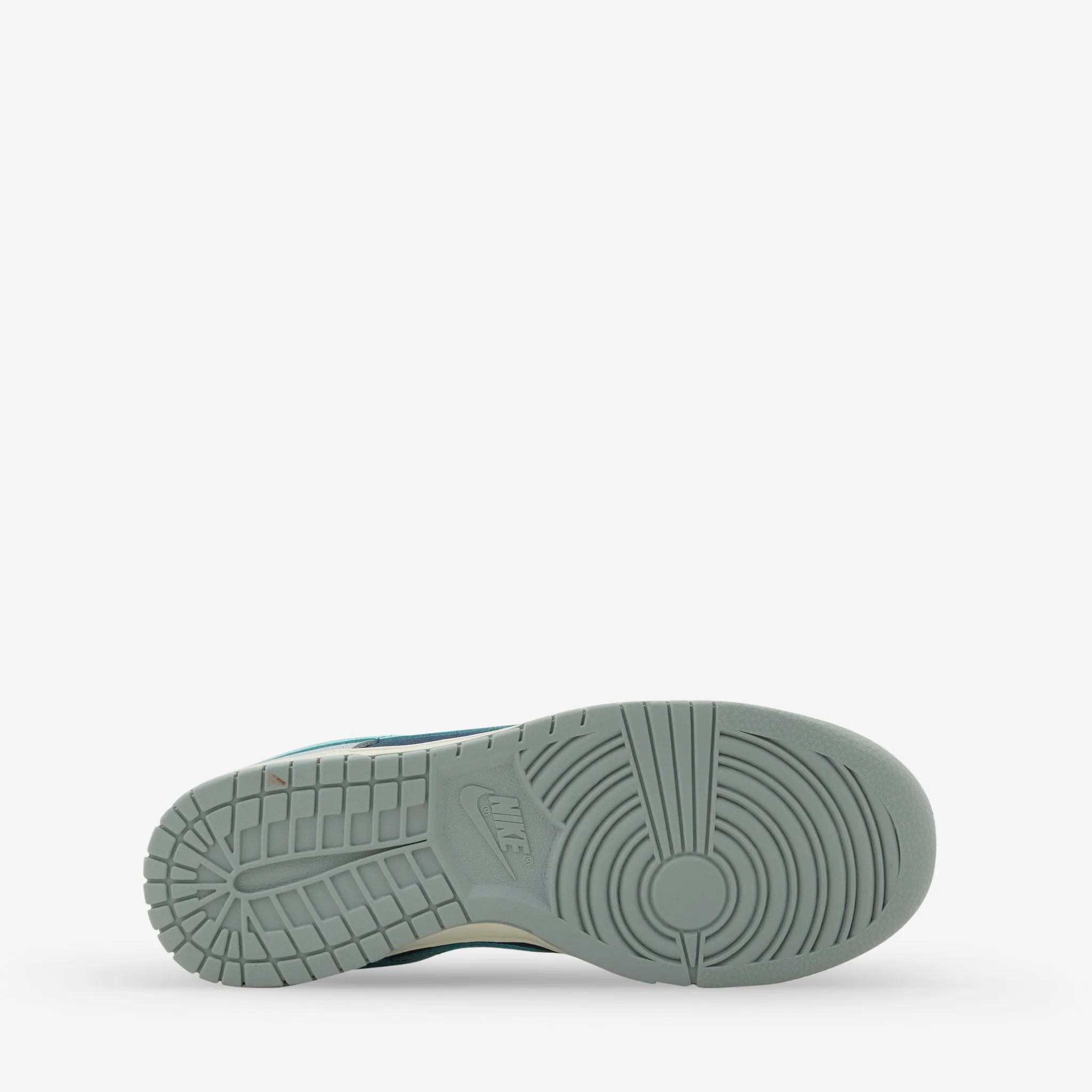 Dunk Low Retro Premium Light Pumice | Green Frost | Dark Obsidian Park Picnic Ankle Support