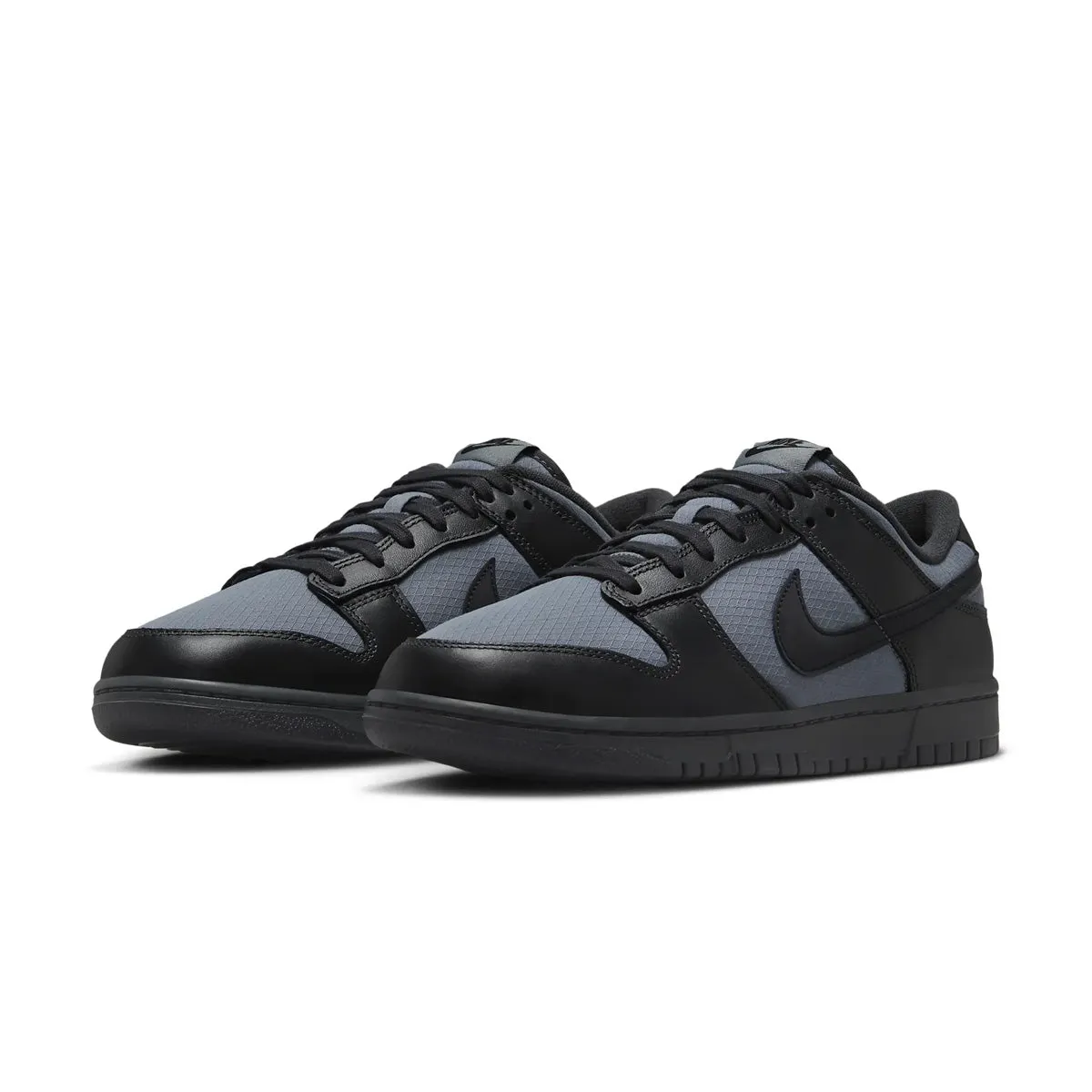 Foam Base Dunk Low Retro SE ' Off Noir Smoke Grey'