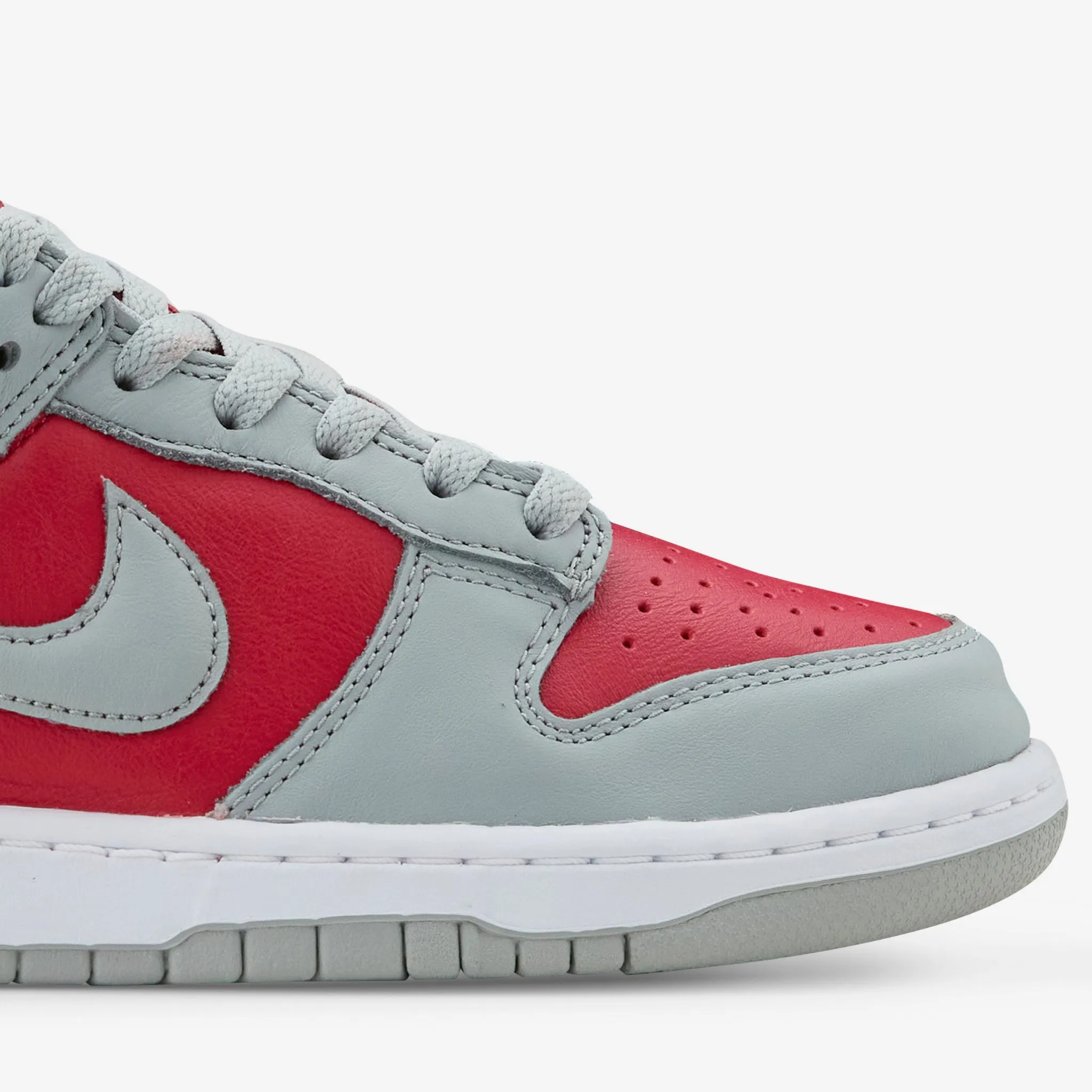 Dunk Low Varsity Red | Silver | White Seamless Edge