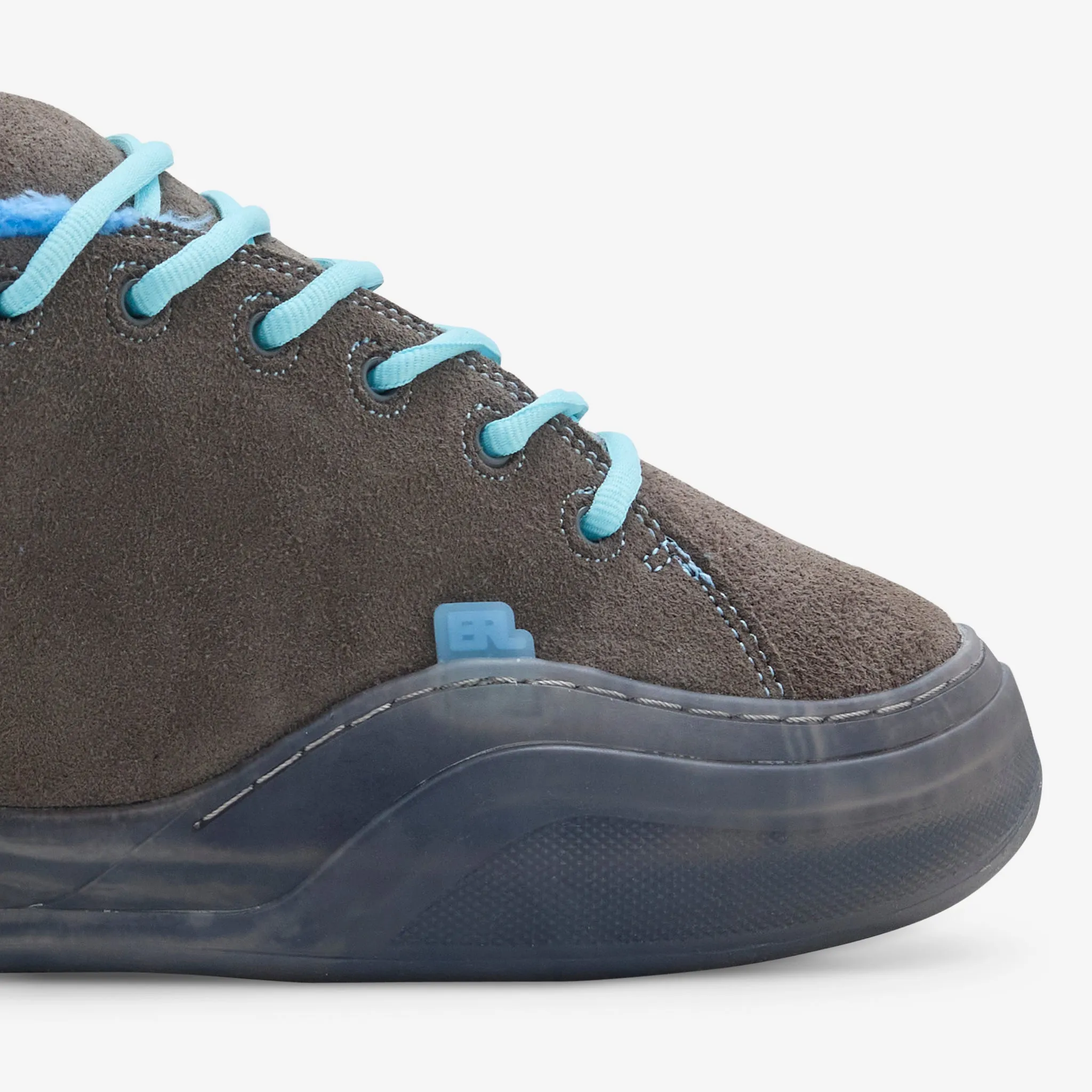 Vamp Skate Sneaker Electric Grey Smooth glide