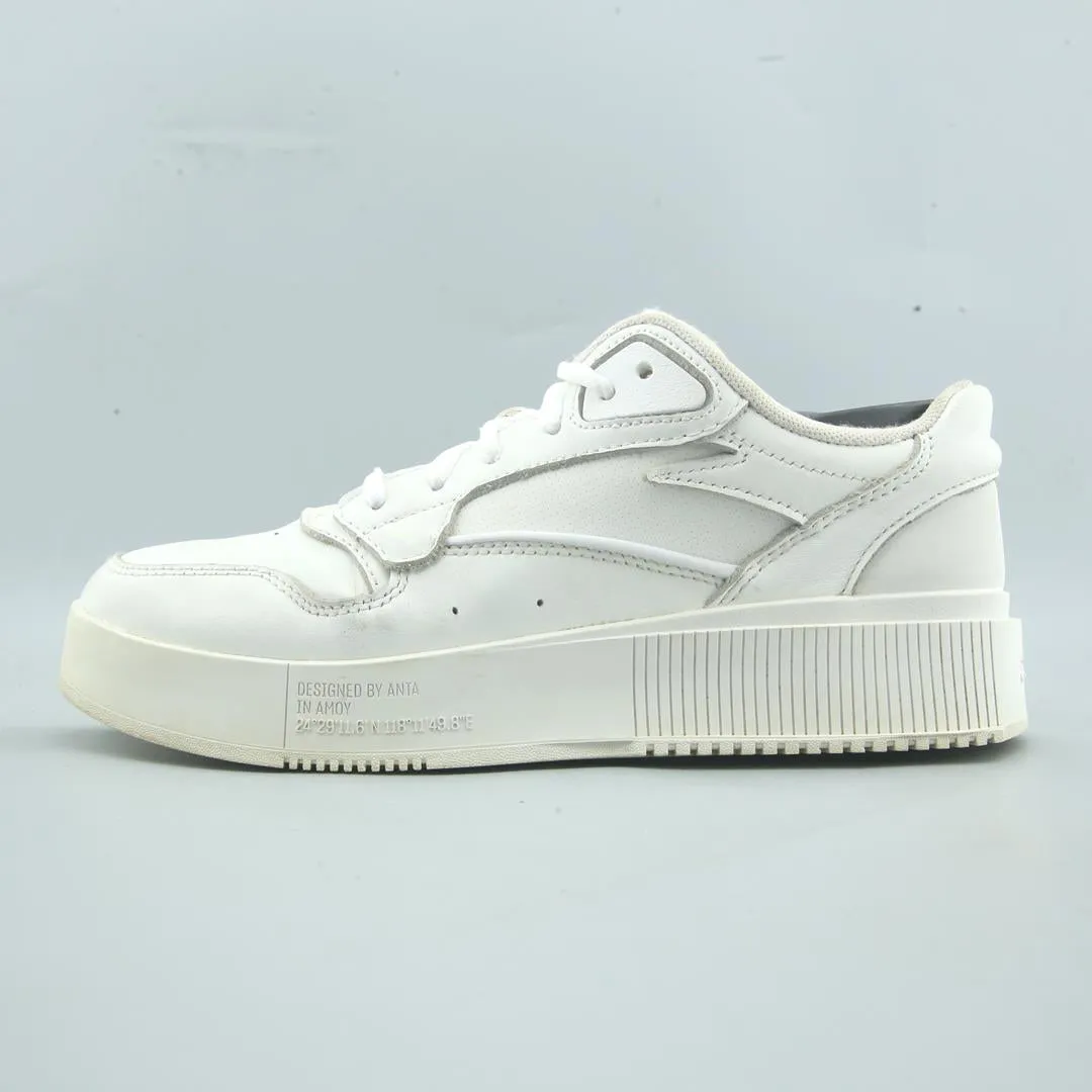 ANTA . Signature grip