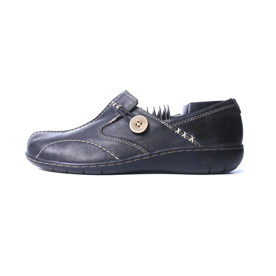 CLARKS BENDABLES Active Mode Cushioned Midsole