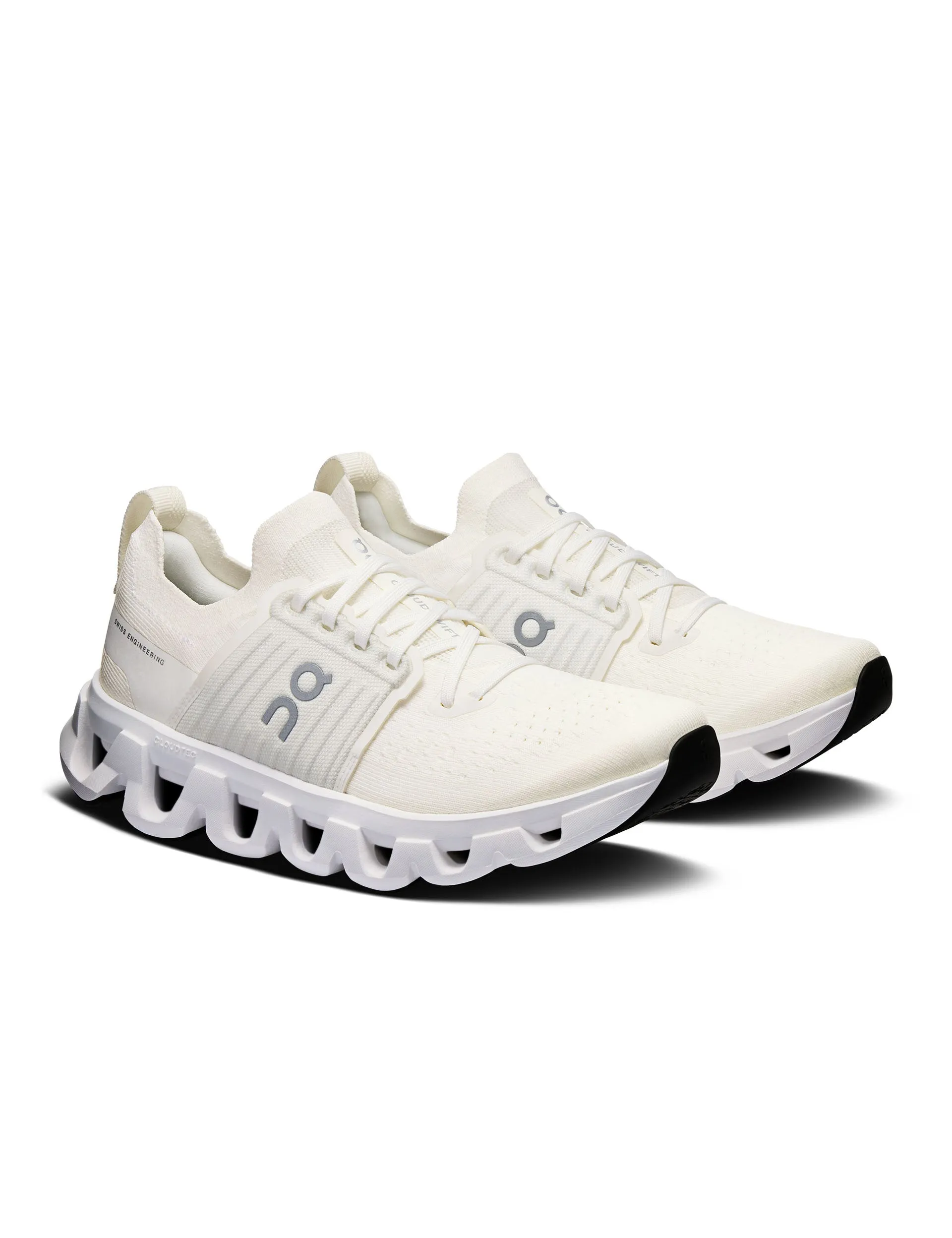 Multi Surface Cloudswift 4 - White