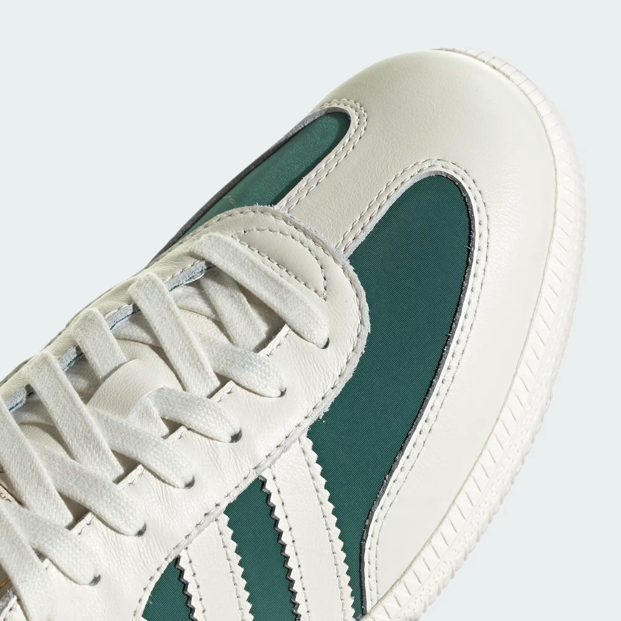 Multi Directional Grip Adidas Samba Og Off White Collegiate Green collegiate