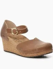 Mary Ring-Buckle Luxurious Feel