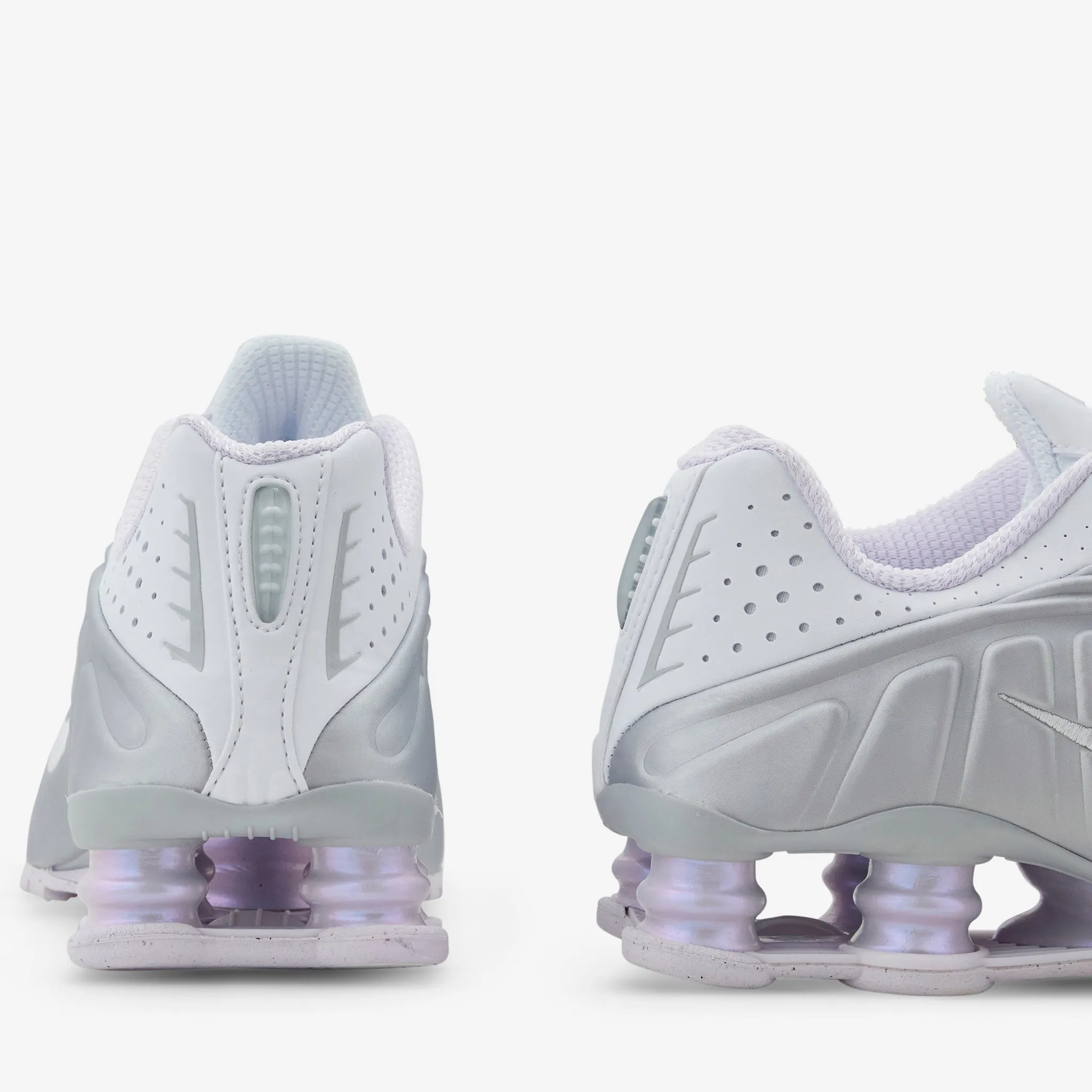 Travel Gear Smooth Soles Women's Shox R4 White | Barely Grape | MTLC Platinum