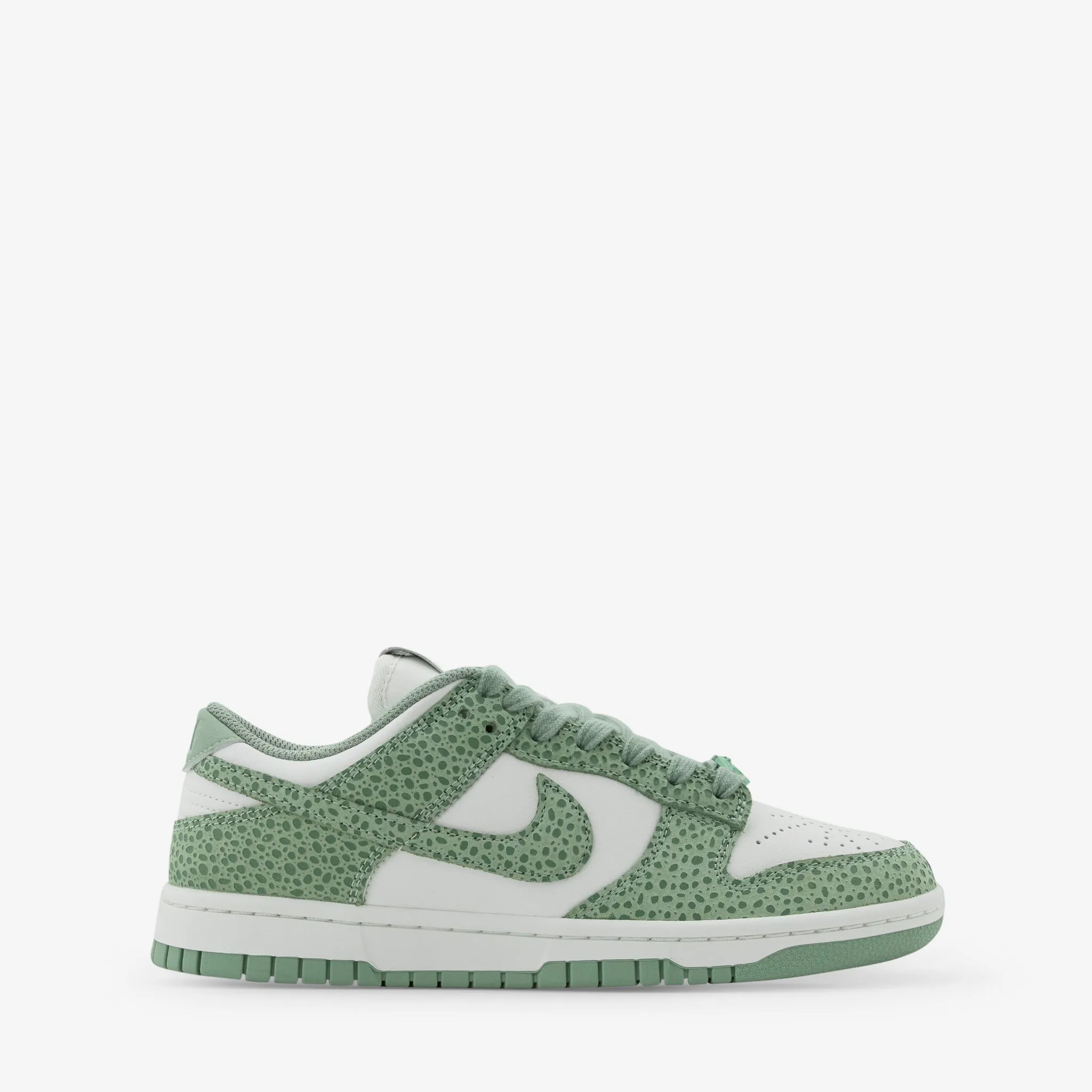 Women's Dunk Low Premium Oil Green | Treeline | Sail | Oil Green Dribble Step Ready Wear