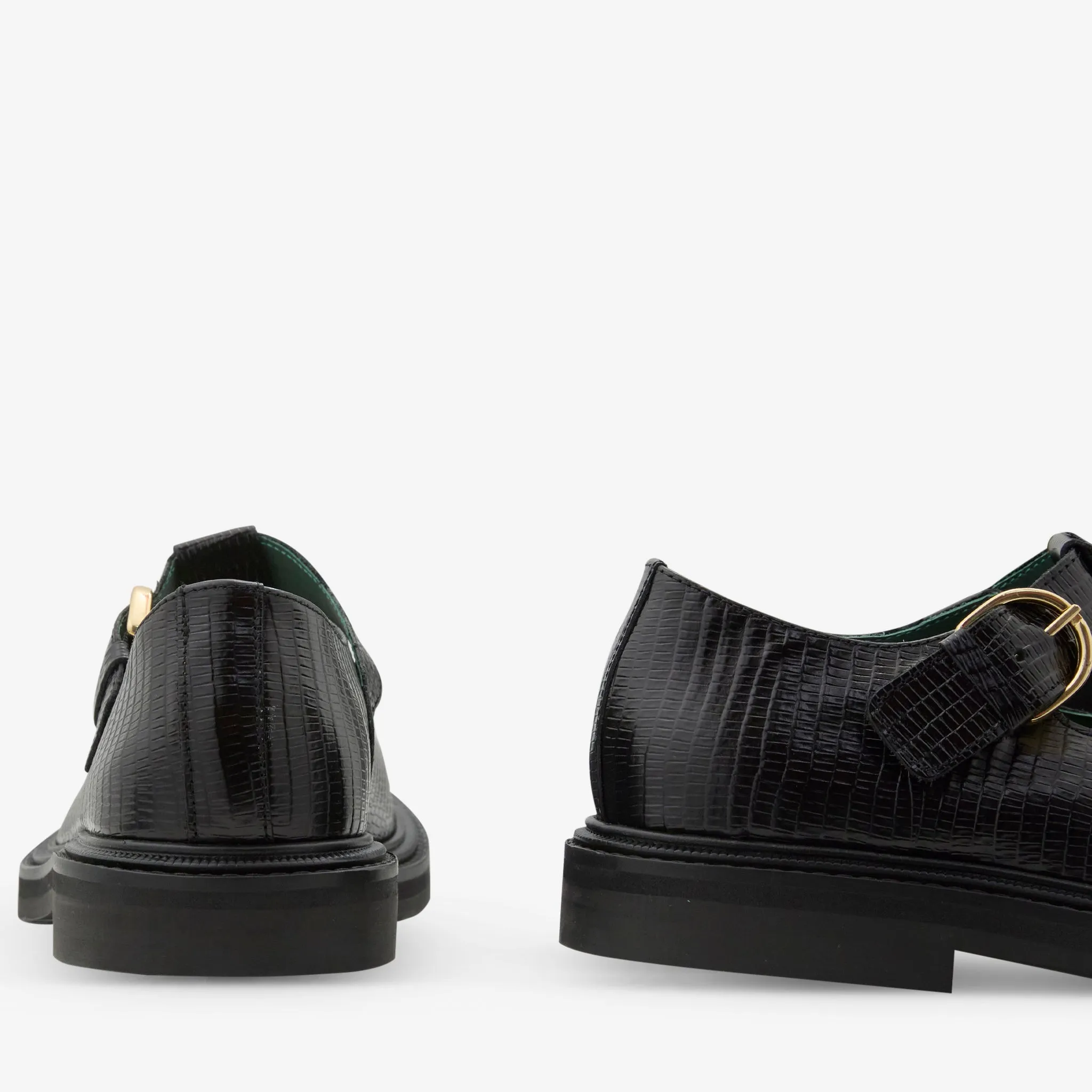 Relax time Soft Step Design Vinnee T-Strap Derby Black Lizard Pattern