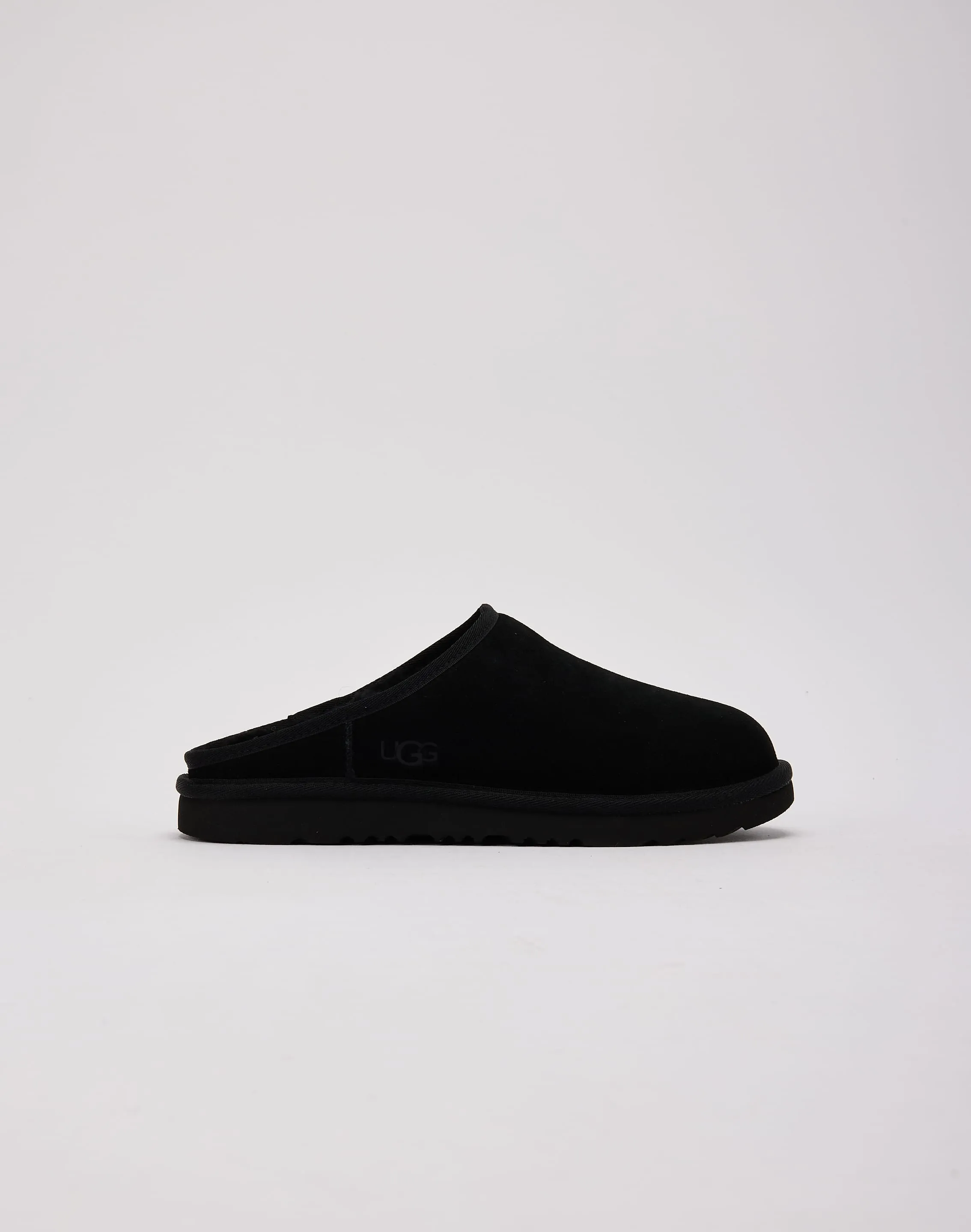 dry surface Perfect Fit UGG Classic Slip-On Grade-School