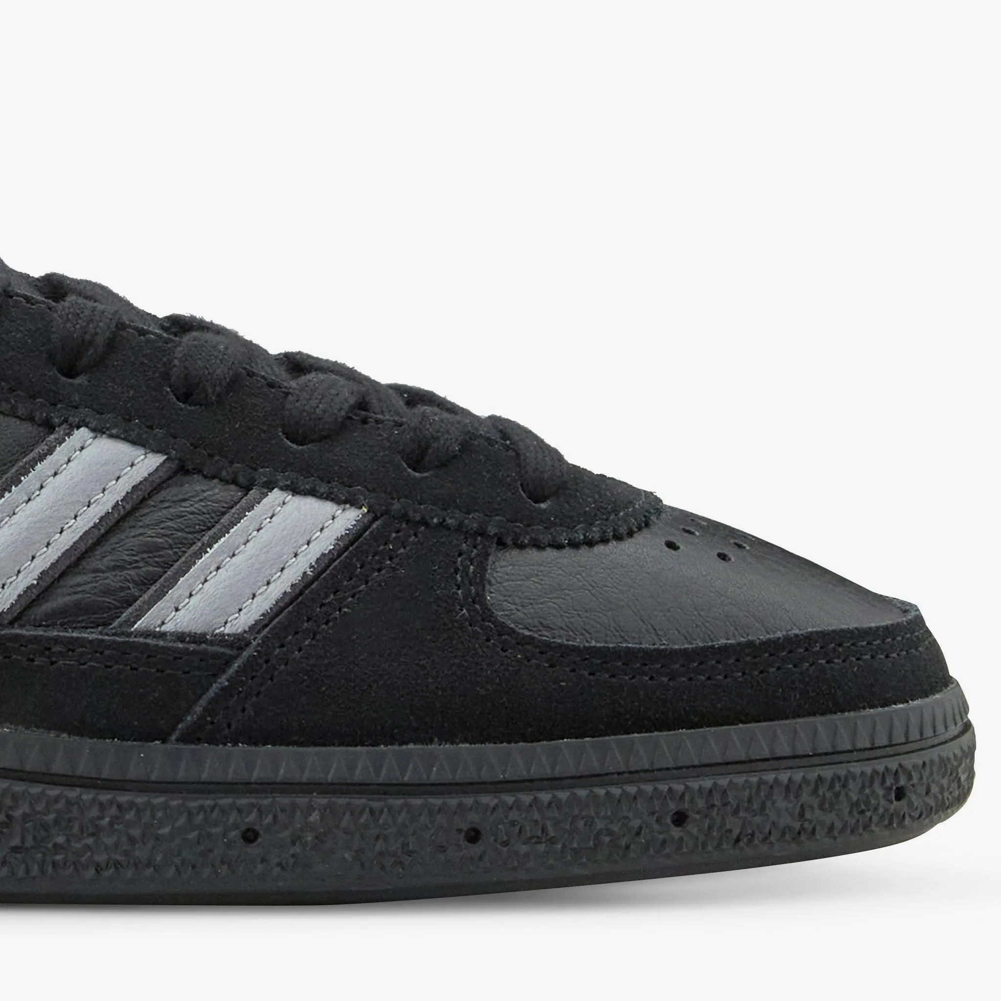 Handball Spezial WM Core Black | Silver Metallic | Carbon Wear-Ready Shoes