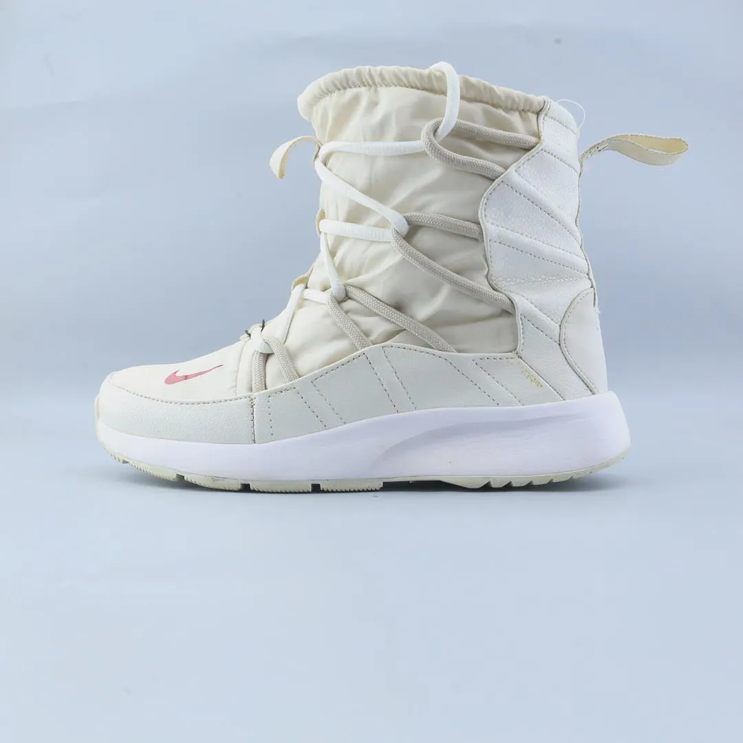 Star Path Neutral Style NIKE  TANJUN HIGH RISE 'PHANTOM'