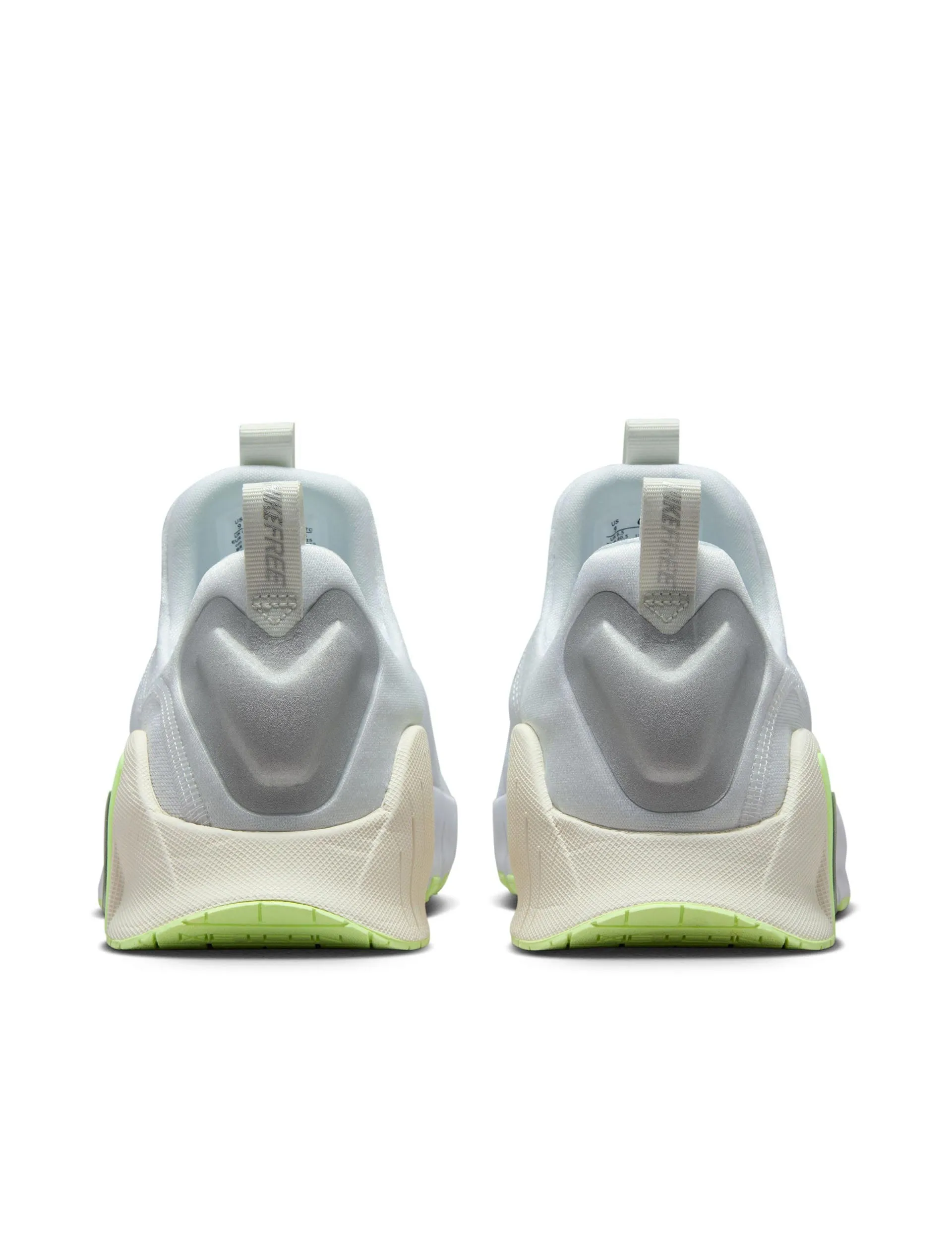 Relaxed Walk Free Metcon 6 Shoes - White/Metallic Silver/Barely Volt/Sail