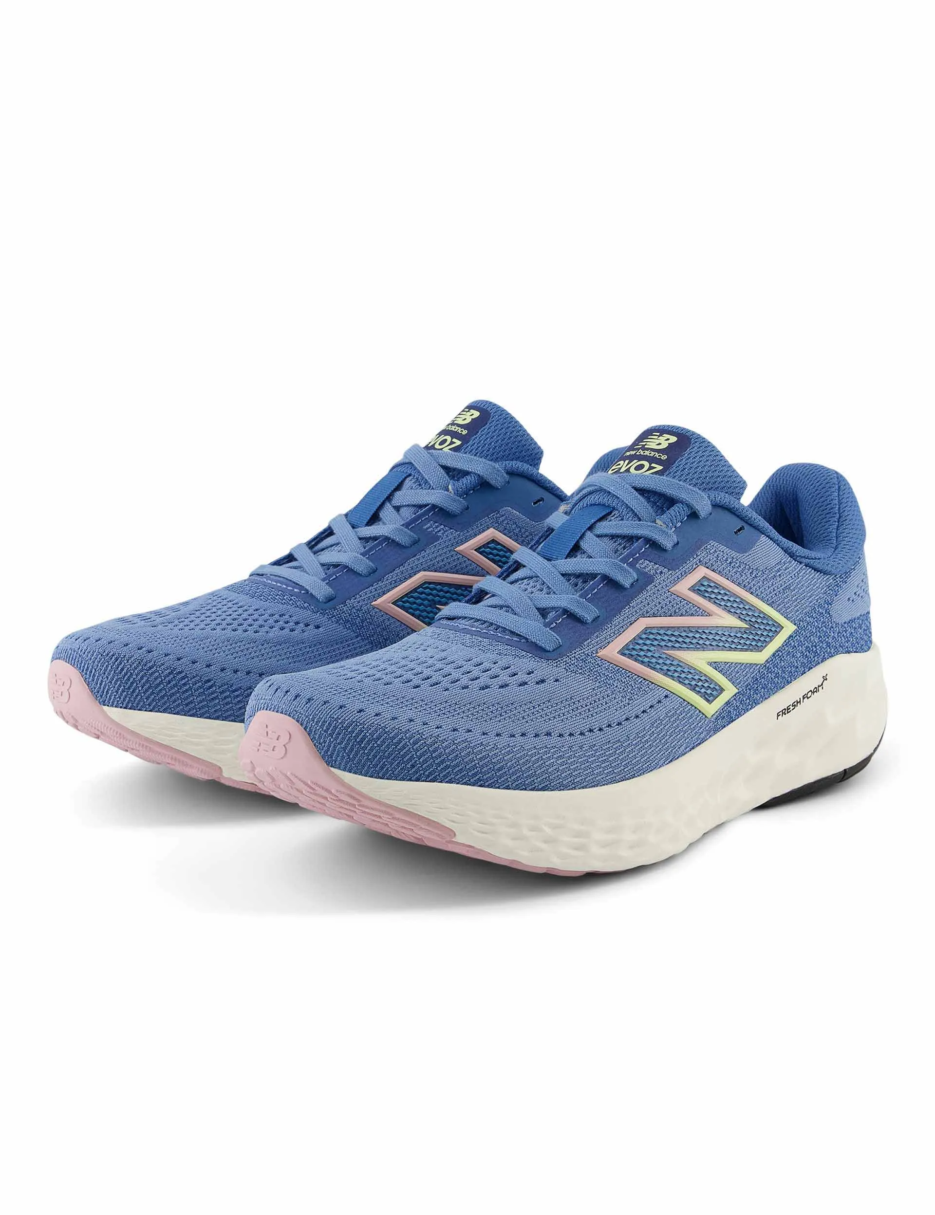 Fresh Foam X EVOZ v4 Shoes - Blue Laguna Cross Routine running in a suspension bridge area shoes