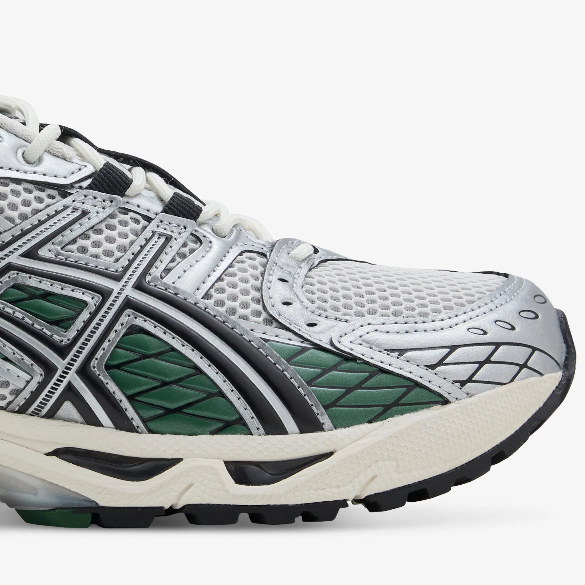 Gel-Nimbus 10.1 Cream | Grove Relax Day Grass Step