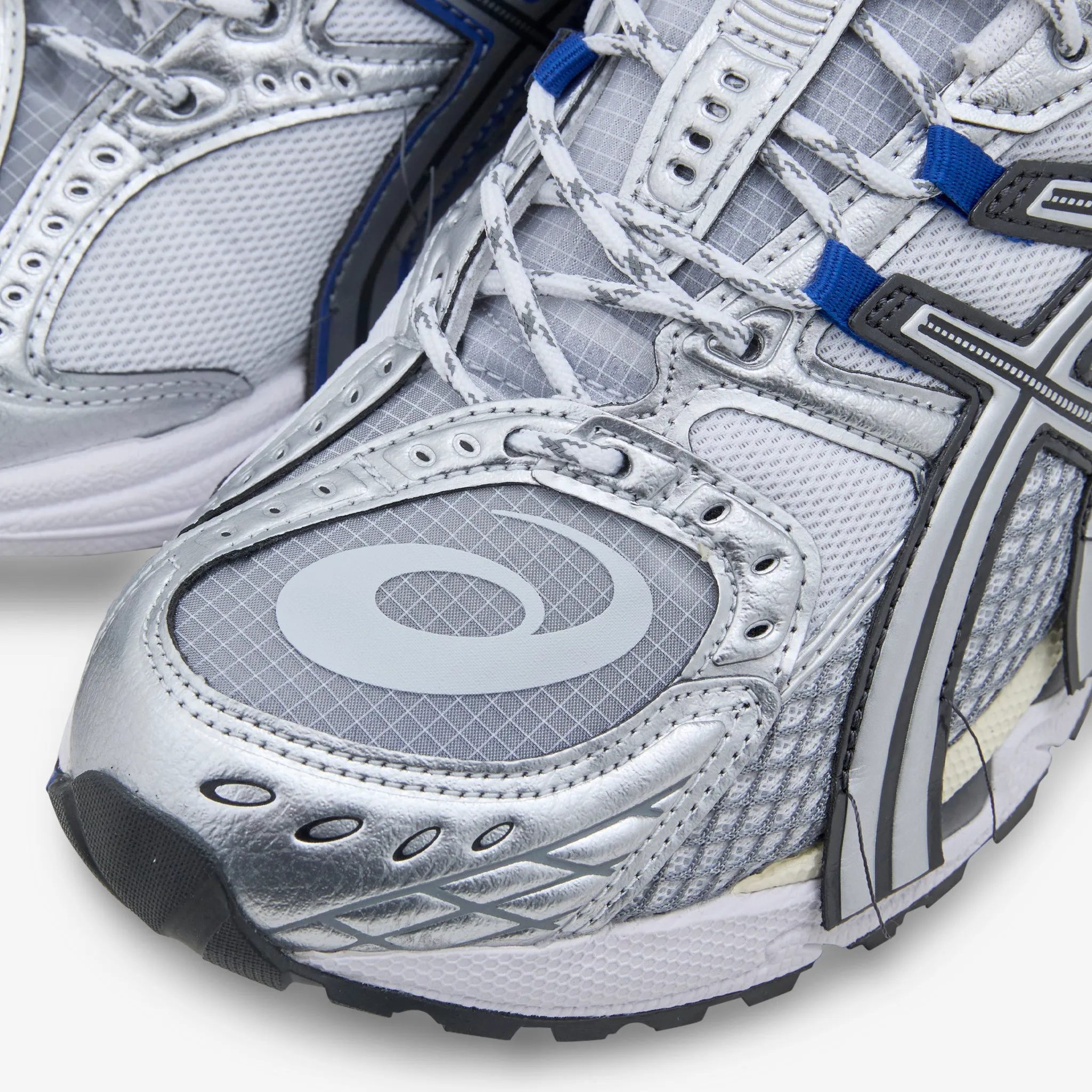 Daily Movement Invincible x Gel-Nimbus 10.1 Pure Silver | Asics Blue