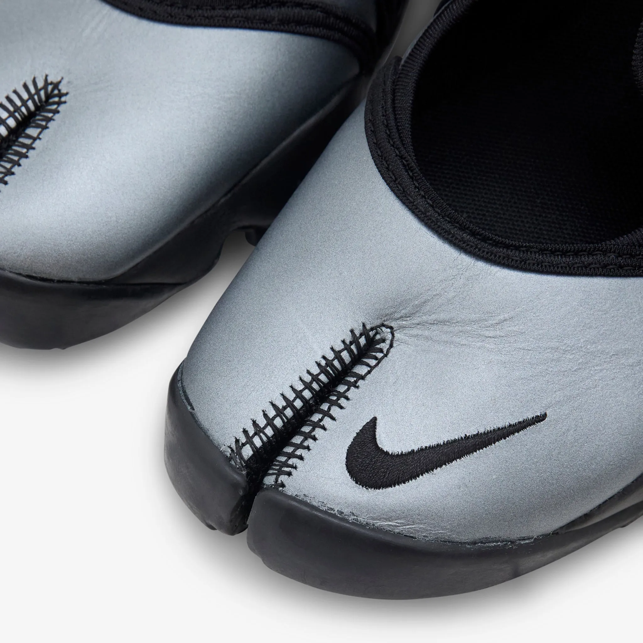Women's Air Rift Leather Metallic Silver | Black Dry Steps