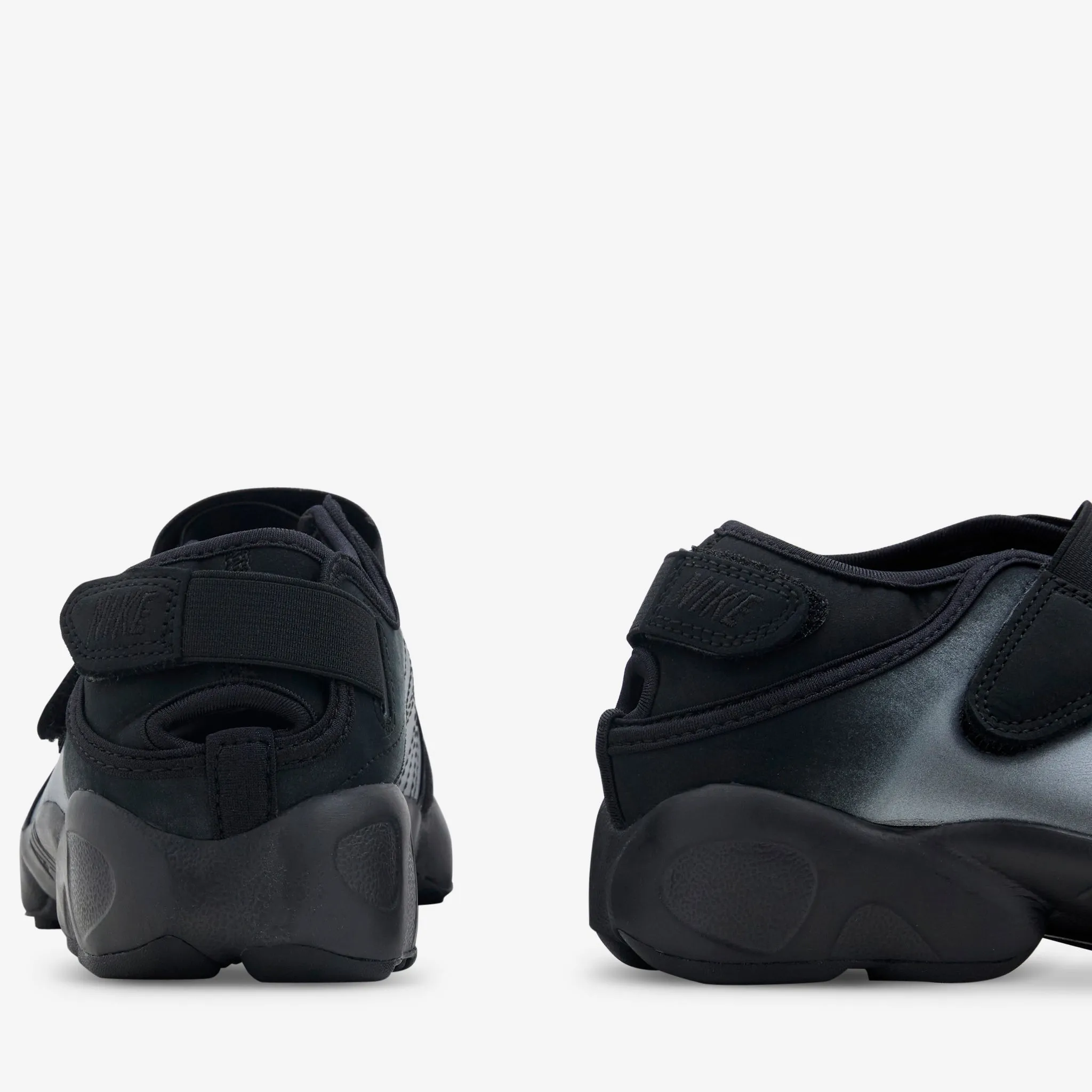 Modern Pace Women's Air Rift Leather Metallic Silver | Black