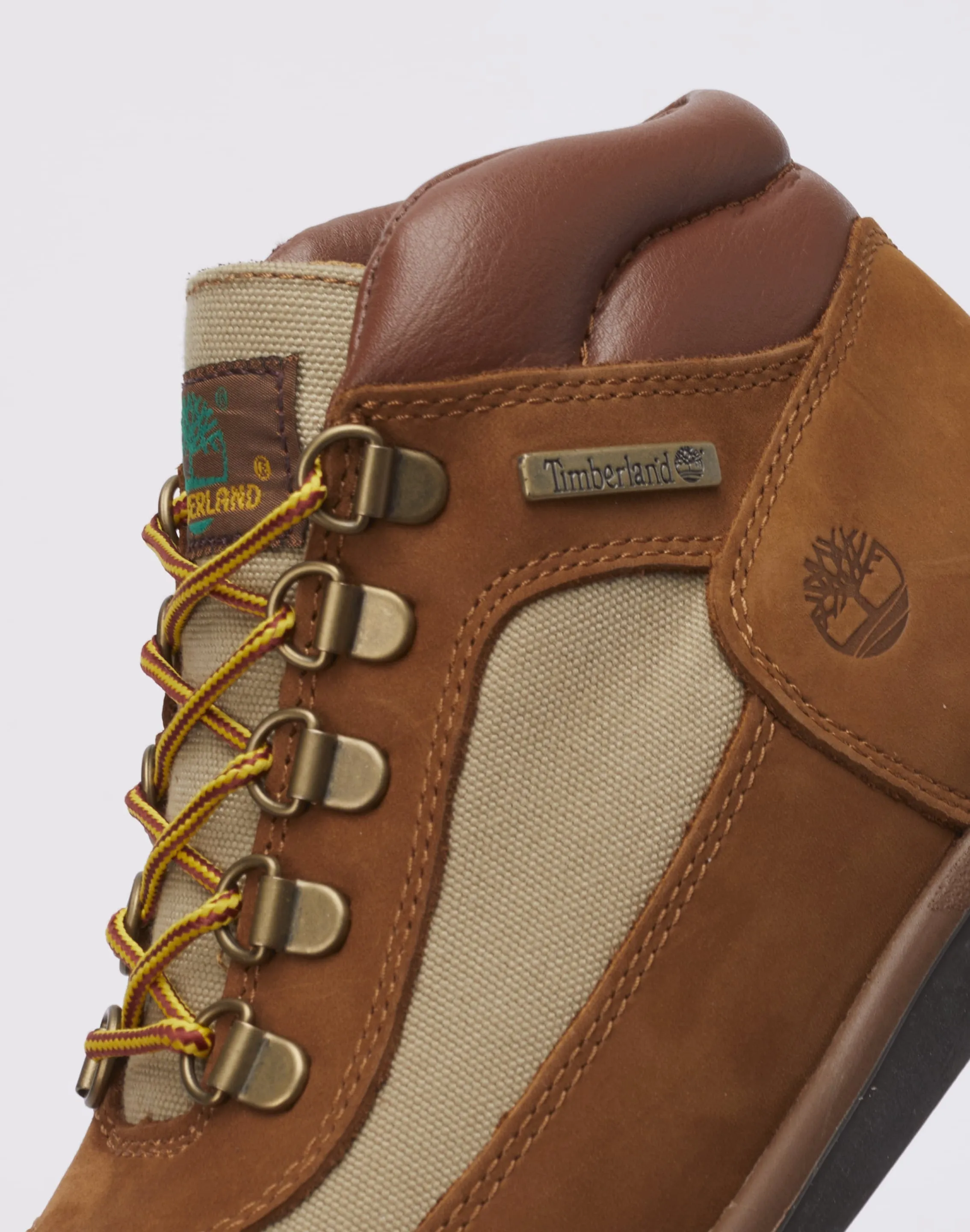 Timberland Field Boots Grade-School Grippy Outsole Cold Climate Thermal Core Morning Walk